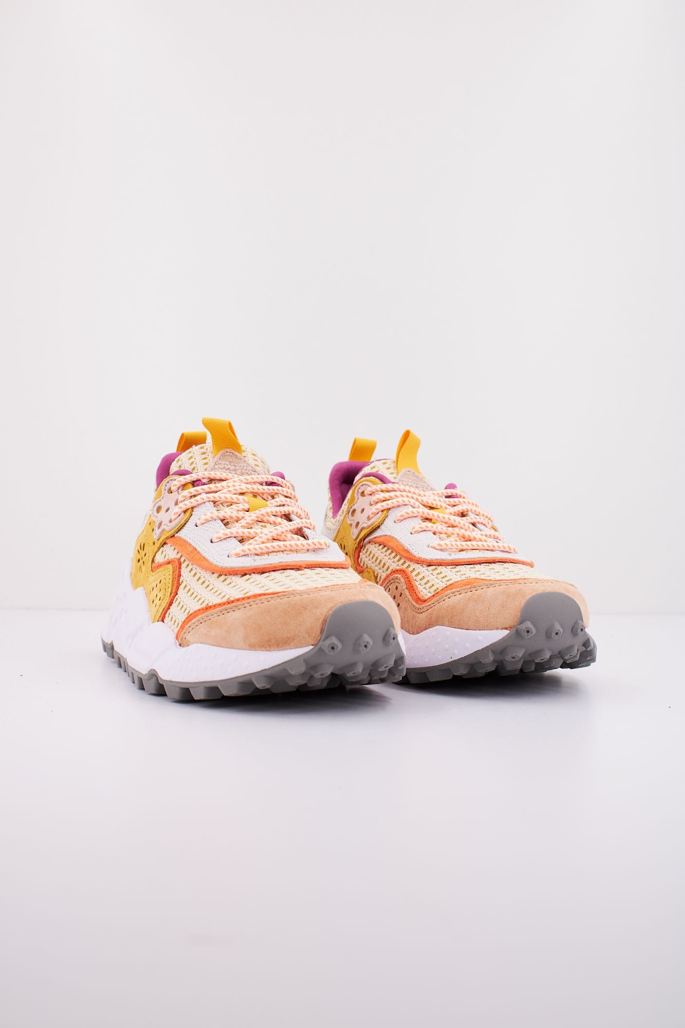 FLOWER MOUNTAIN KOTETSU en color BEIS (2)