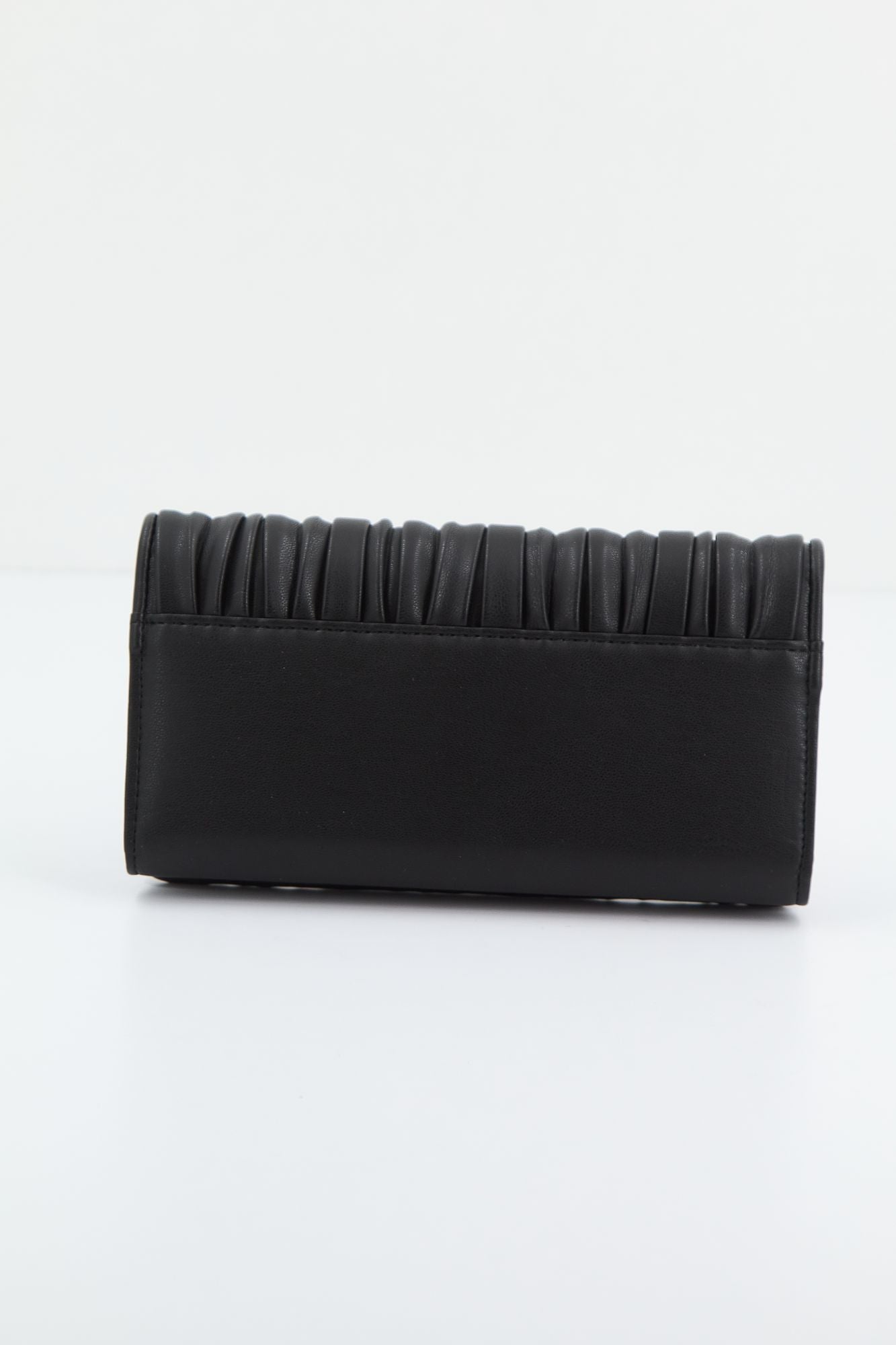 KARL LAGERFELD K/KUSHION CONT FLAP WLT en color NEGRO (3)