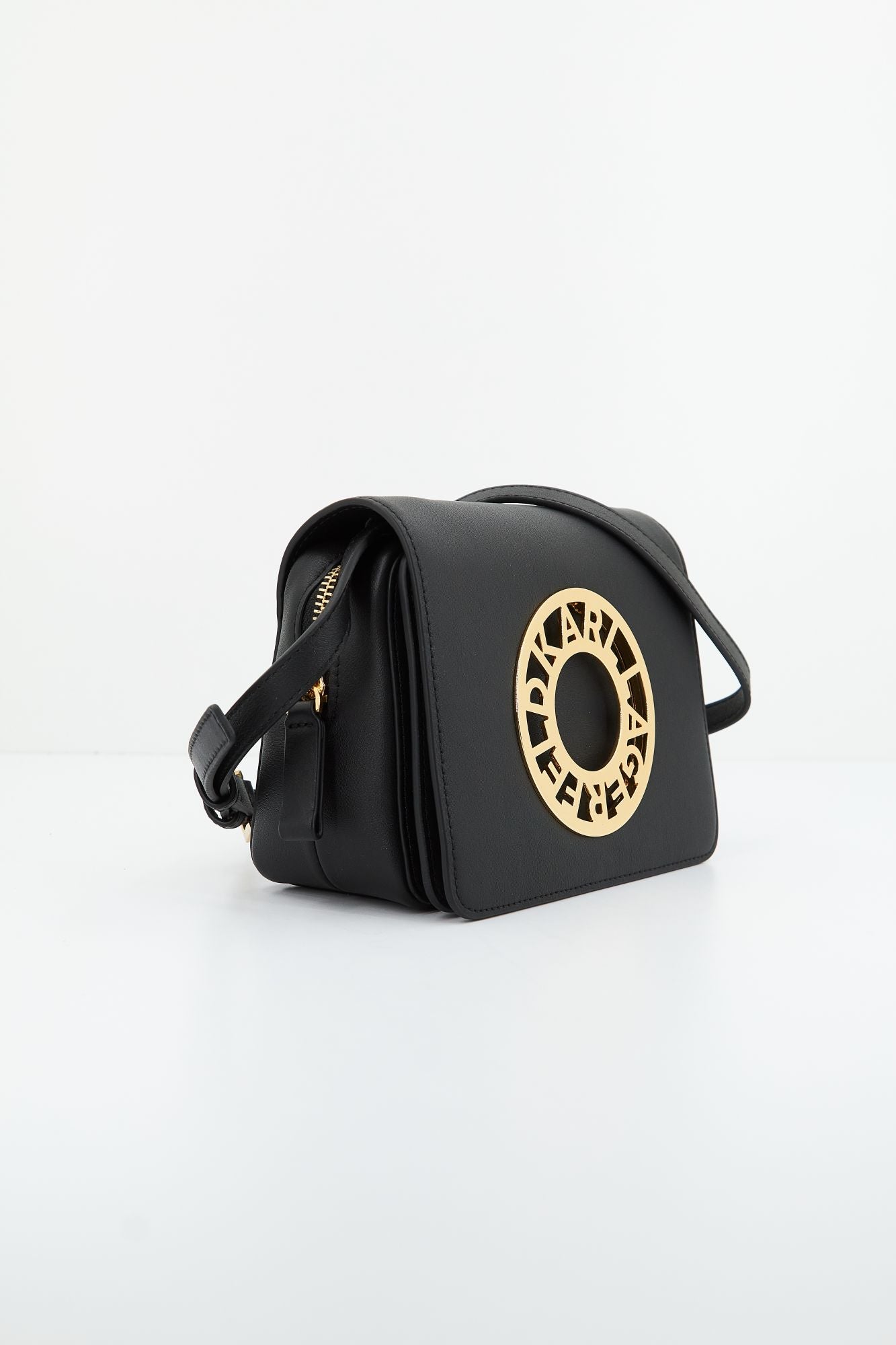 KARL LAGERFELD DISK CROSSBODY en color NEGRO (3)