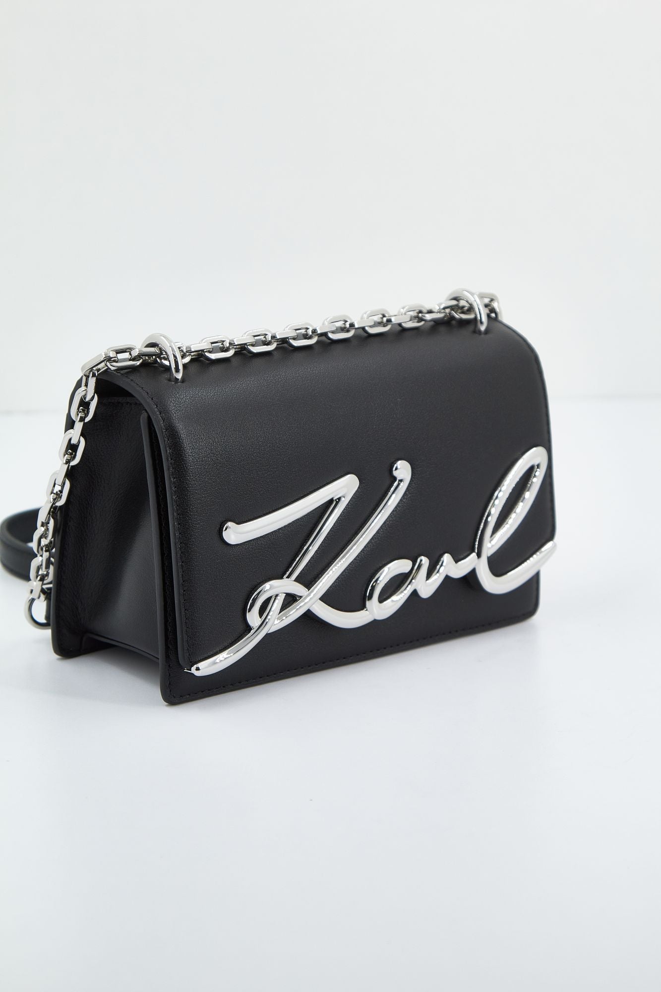 KARL LAGERFELD K/SIGNATURE SM SHOULDERBAG en color NEGRO (2)