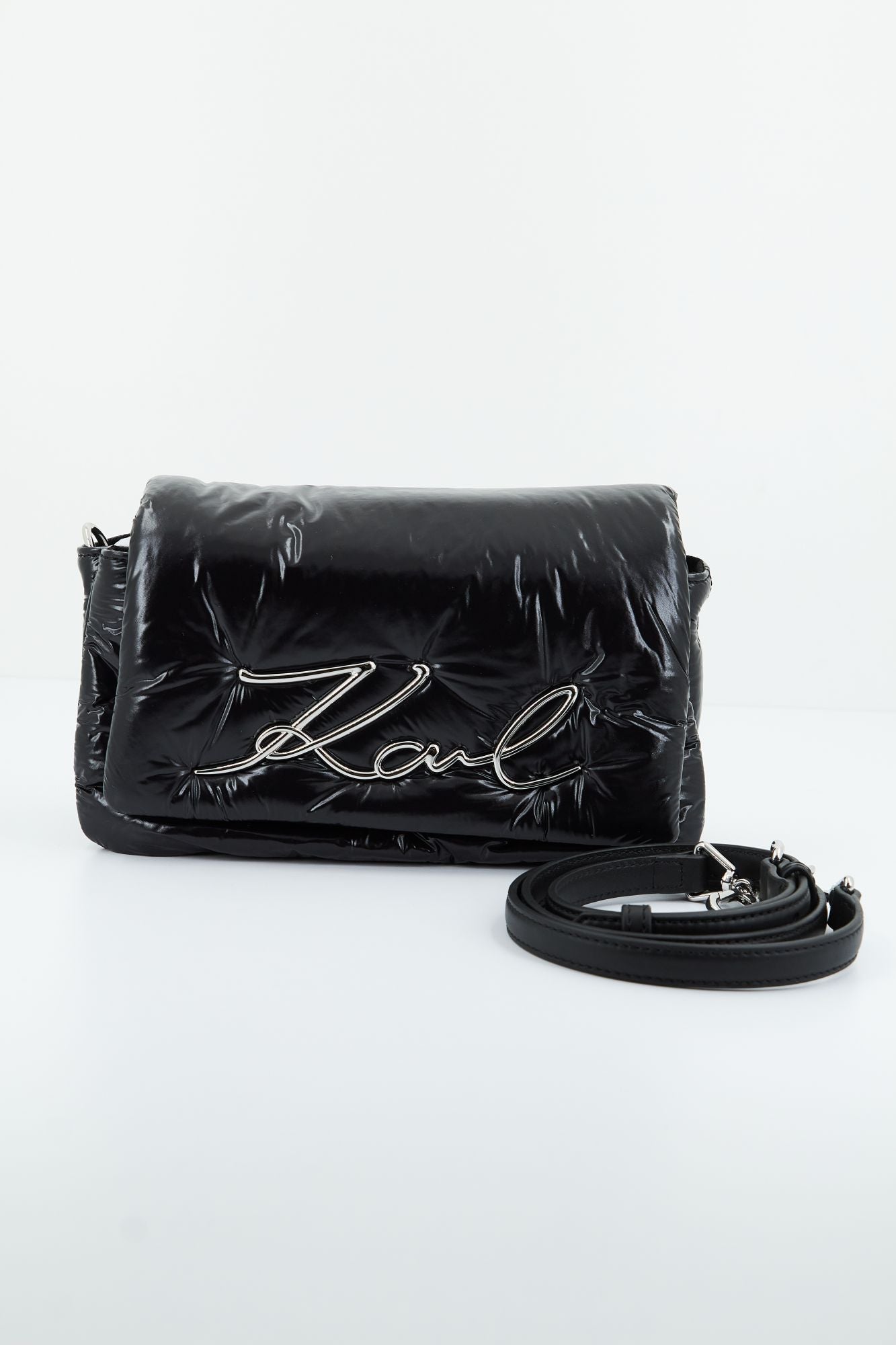 KARL LAGERFELD K/SIGNATURE SOFT SHB NYLON en color NEGRO (1)