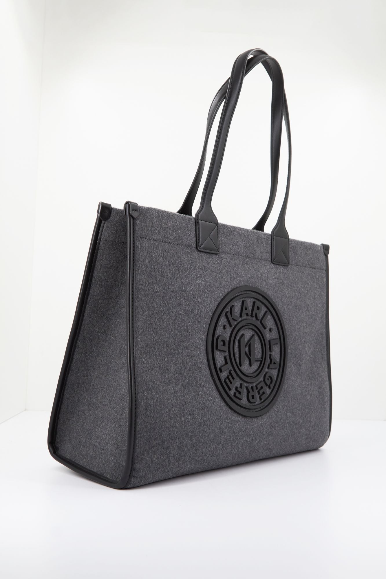 KARL LAGERFELD K/SKUARE LG TOTE FELT en color GRIS (3)