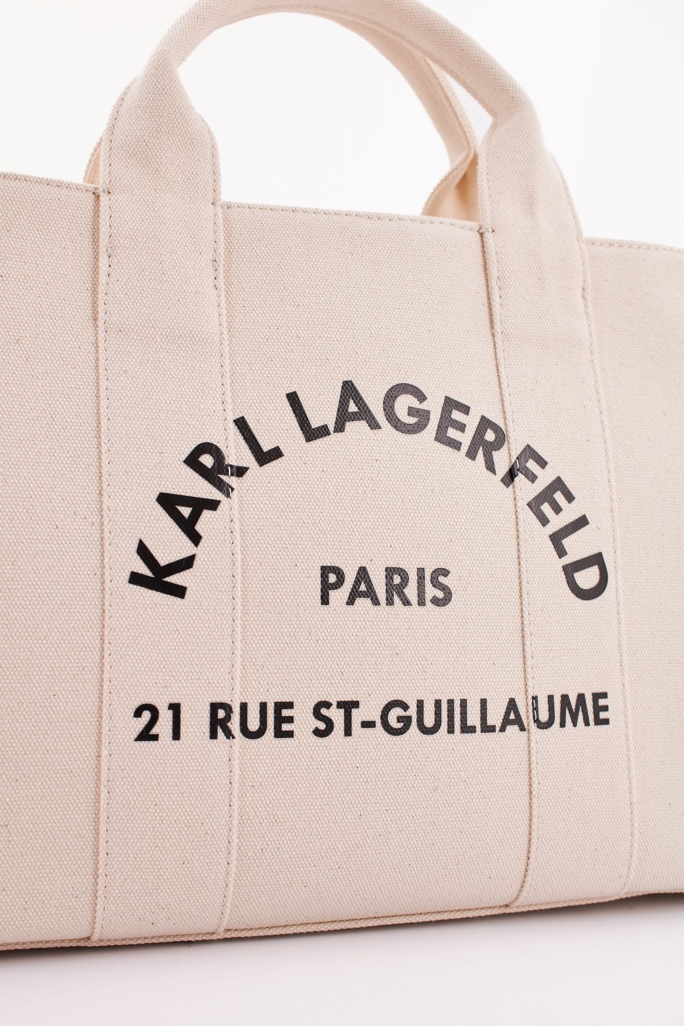 KARL LAGERFELD RSG SQUARE MEDIUM TOTE en color BLANCO (4)