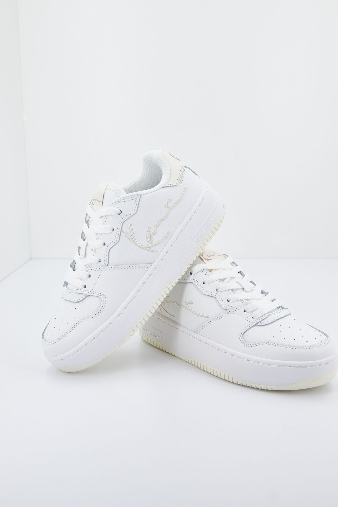 KARL KANI UP LOGO en color BLANCO (2)