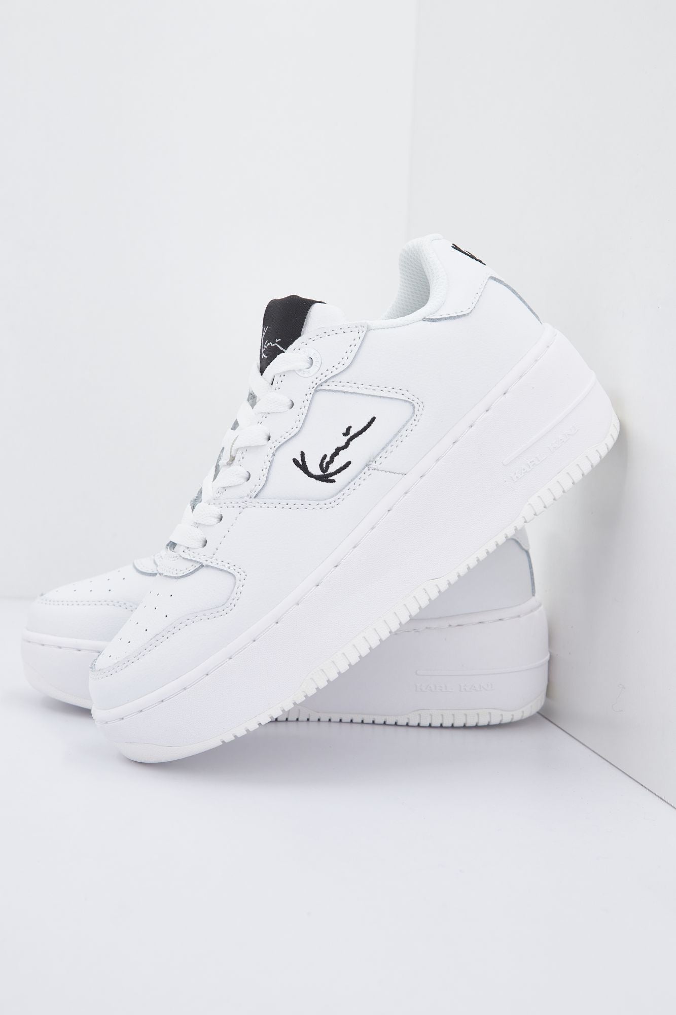 KARL KANI K 89 UP HEEL en color BLANCO (1)