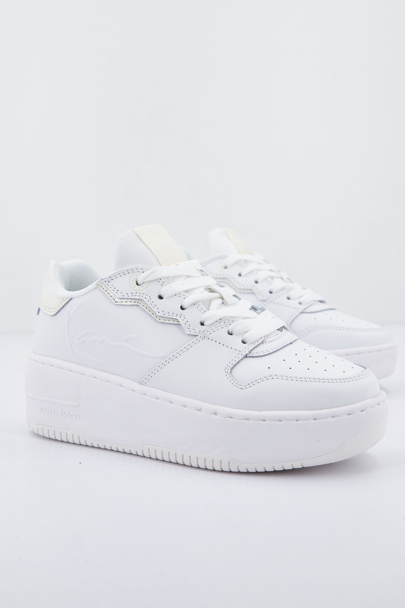 KARL KANI K 89 UP HEEL LOGO en color BLANCO (1)