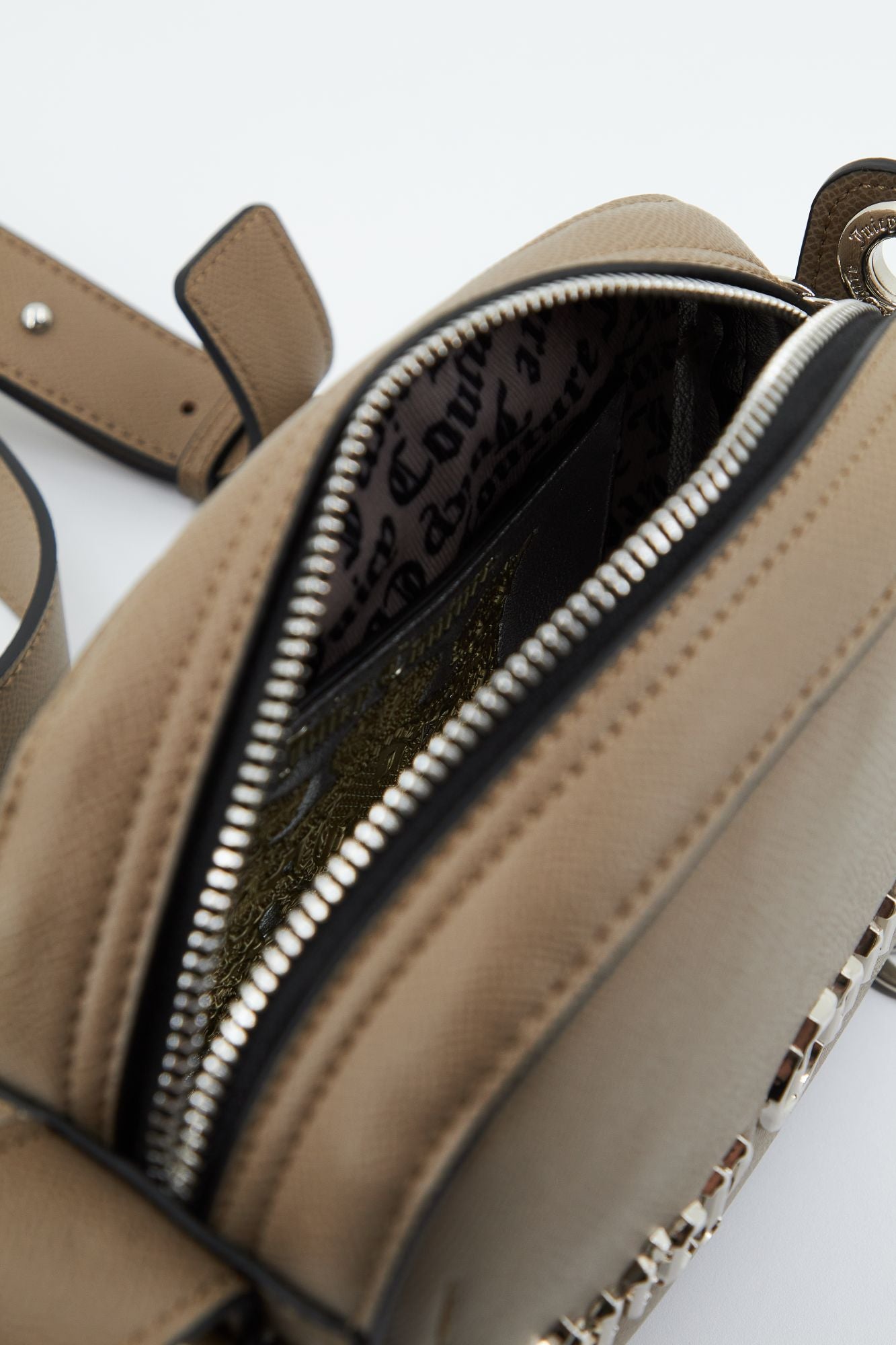 JUICY COUTURE JASMINE SQUARED CROSSBODY en color MARRON (4)