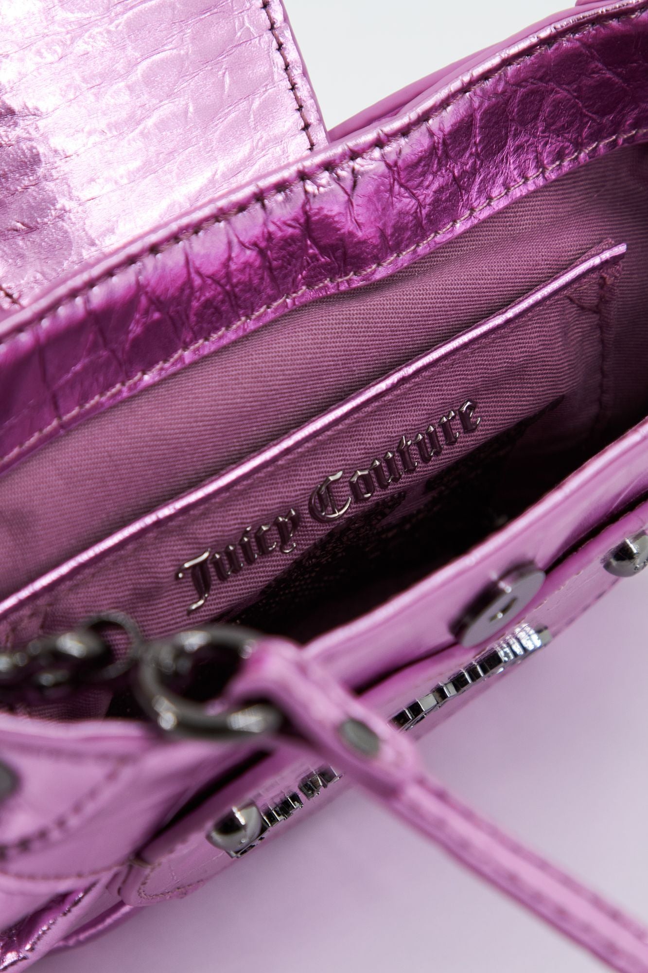 JUICY COUTURE LOVE MET CROCO VERS BAGTT en color ROSA (4)