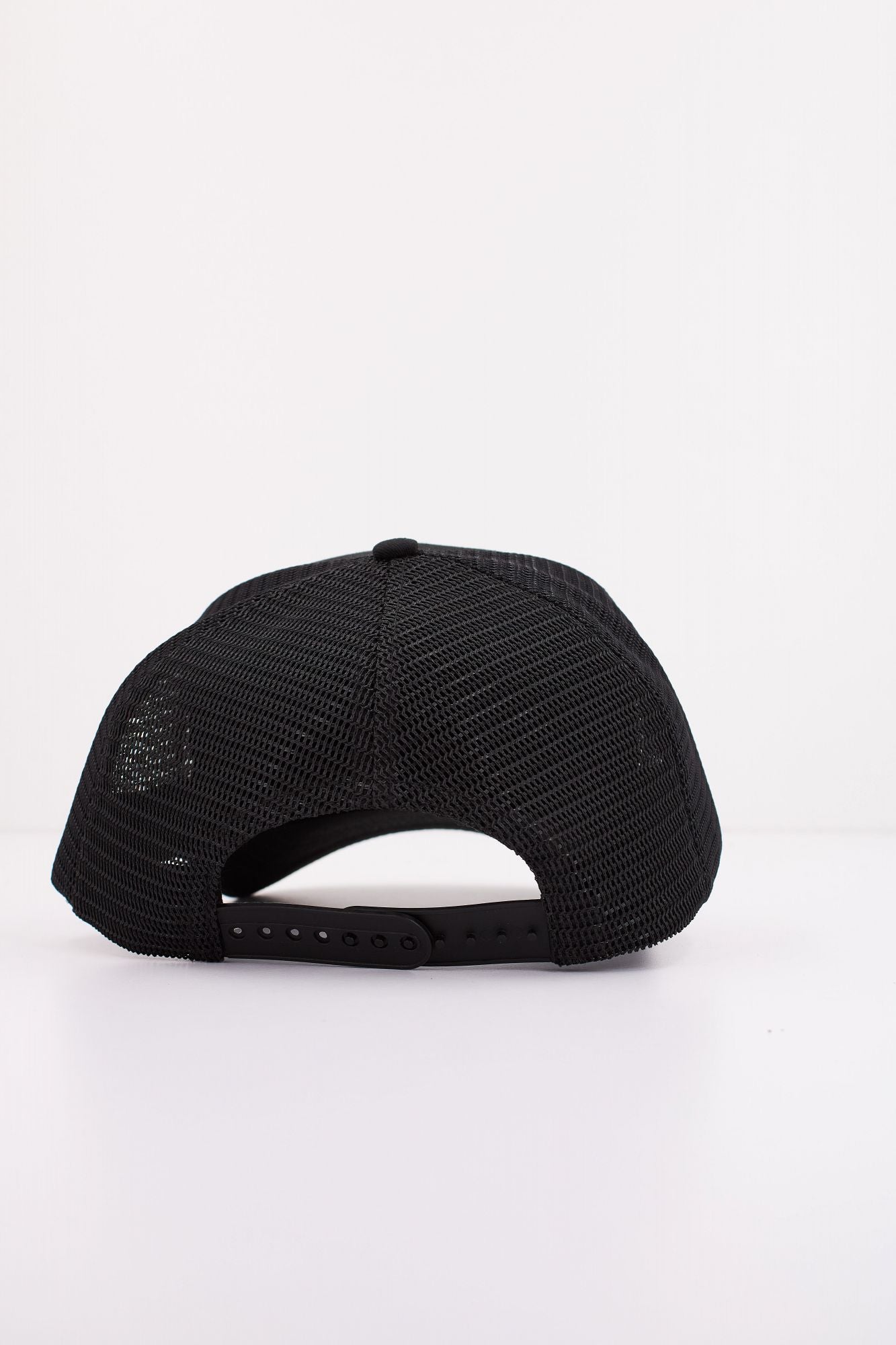 JOHN HATTER CO EL PATRON en color NEGRO (3)