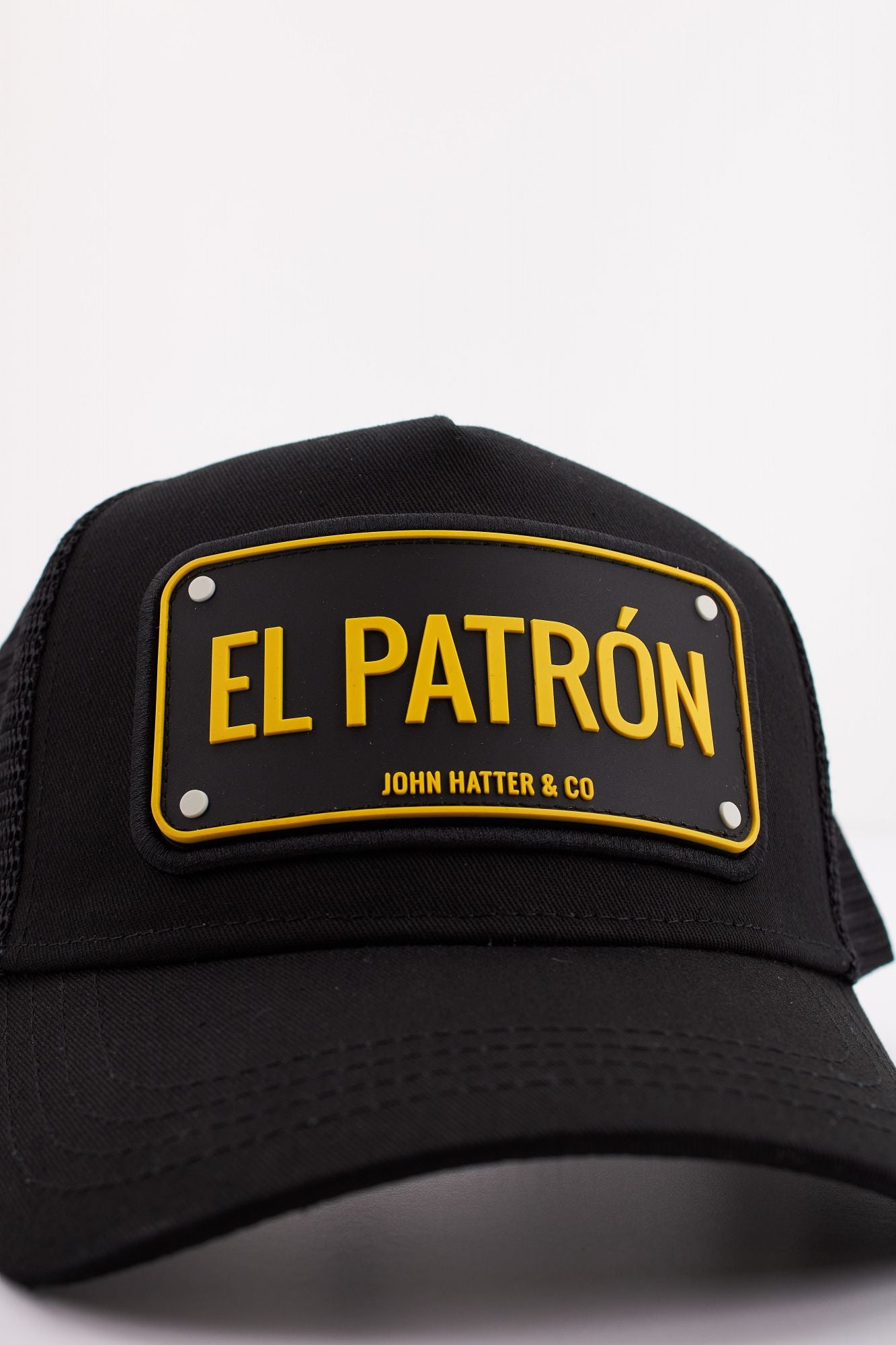 JOHN HATTER CO EL PATRON en color NEGRO (4)