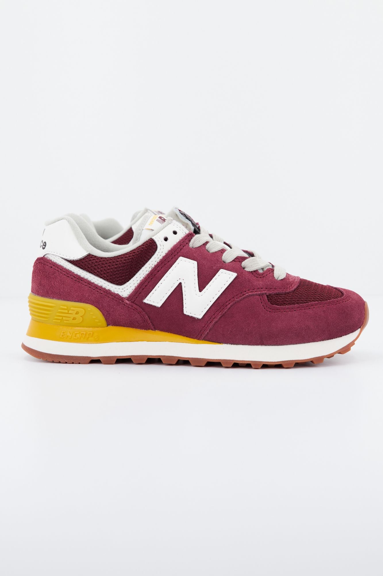 NEW BALANCE WL574 VN2 en color BURDEOS (2)