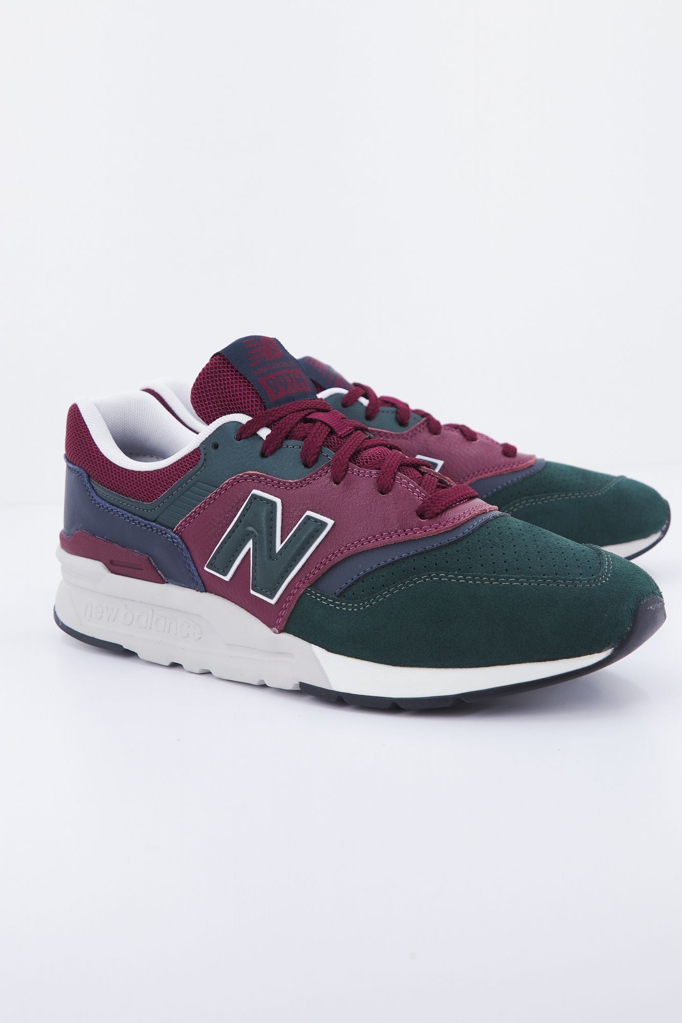 NEW BALANCE CM997 HWA en color MULTICOLOR (1)