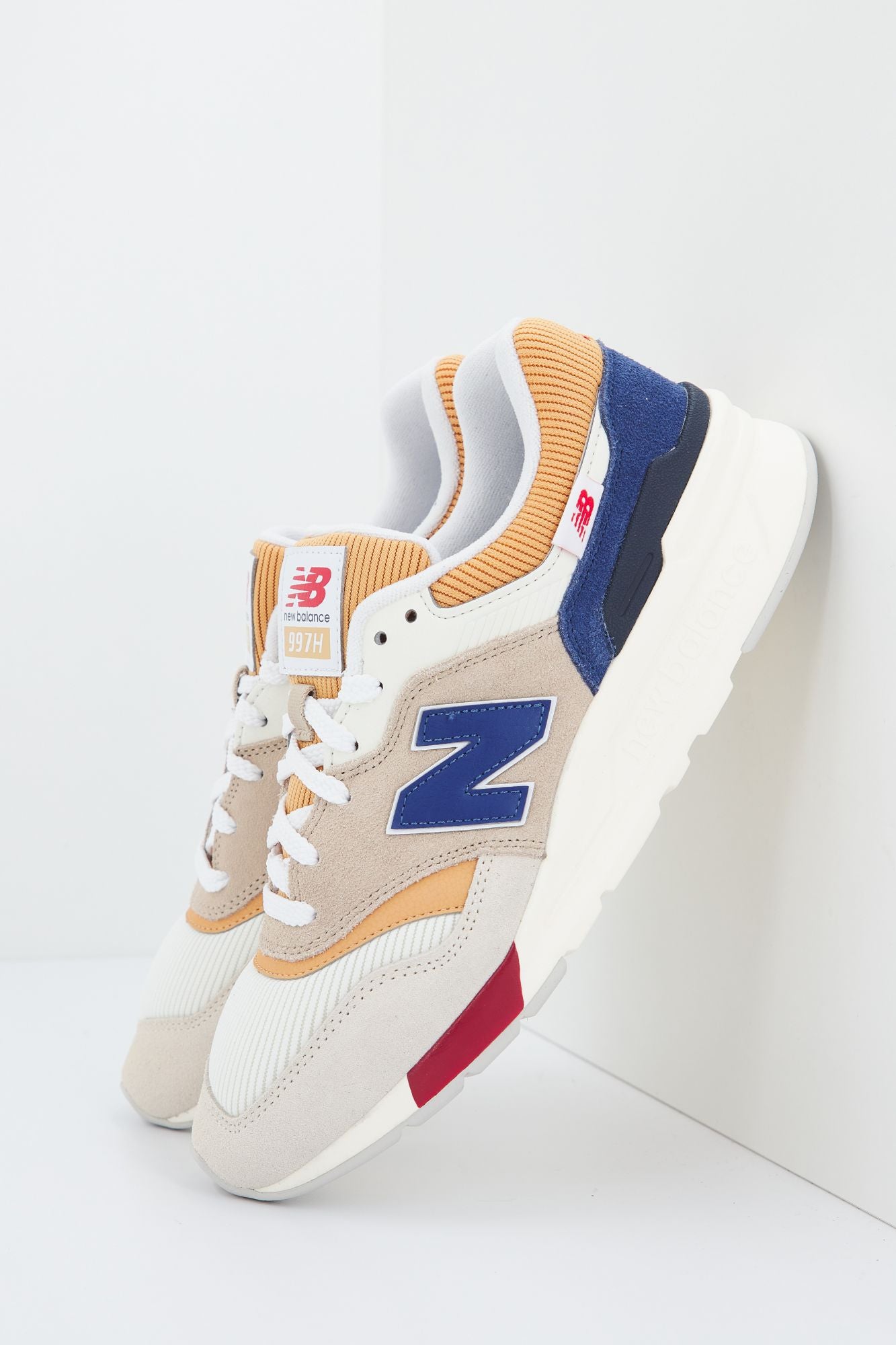 NEW BALANCE CM997 HSK en color MULTICOLOR (1)