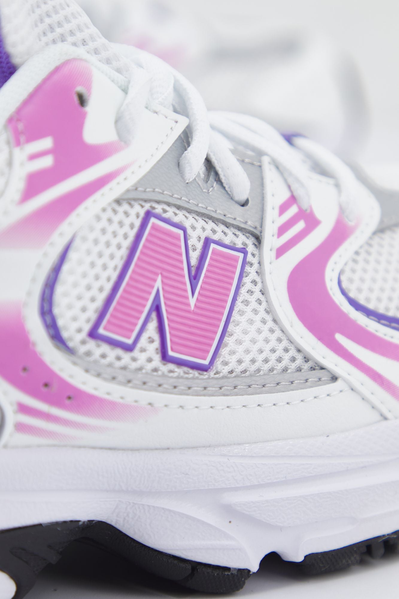 NEW BALANCE GR530 AG 530 en color BLANCO (4)
