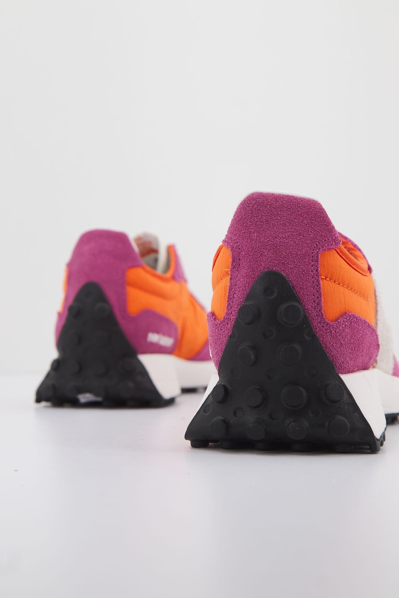 NEW BALANCE WS327 UP en color NARANJA (3)