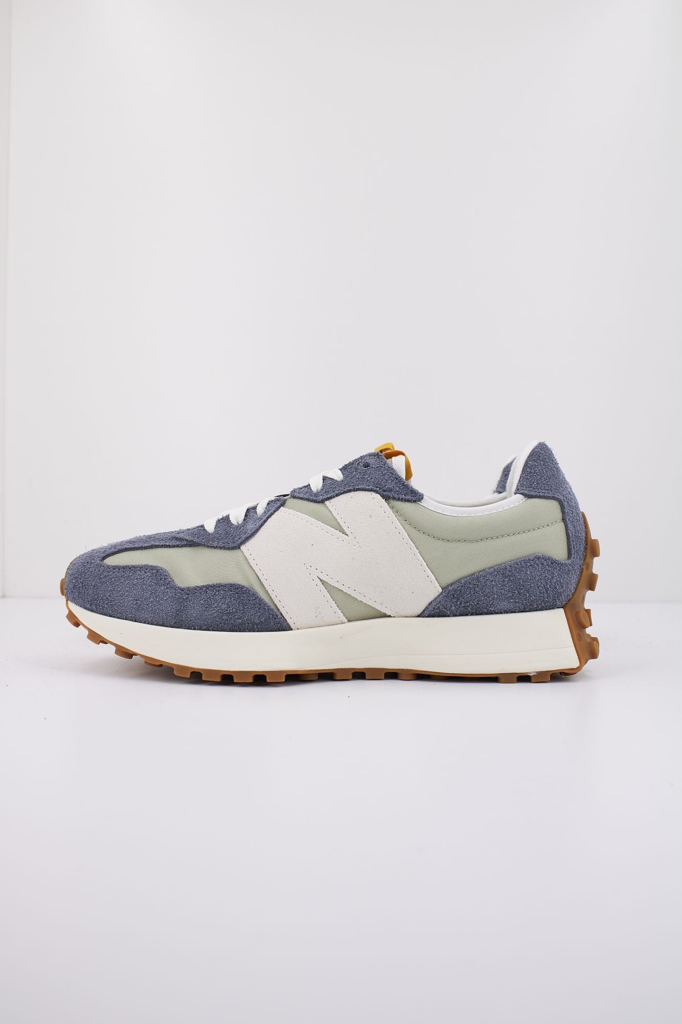NEW BALANCE U327 SD en color AZUL (1)