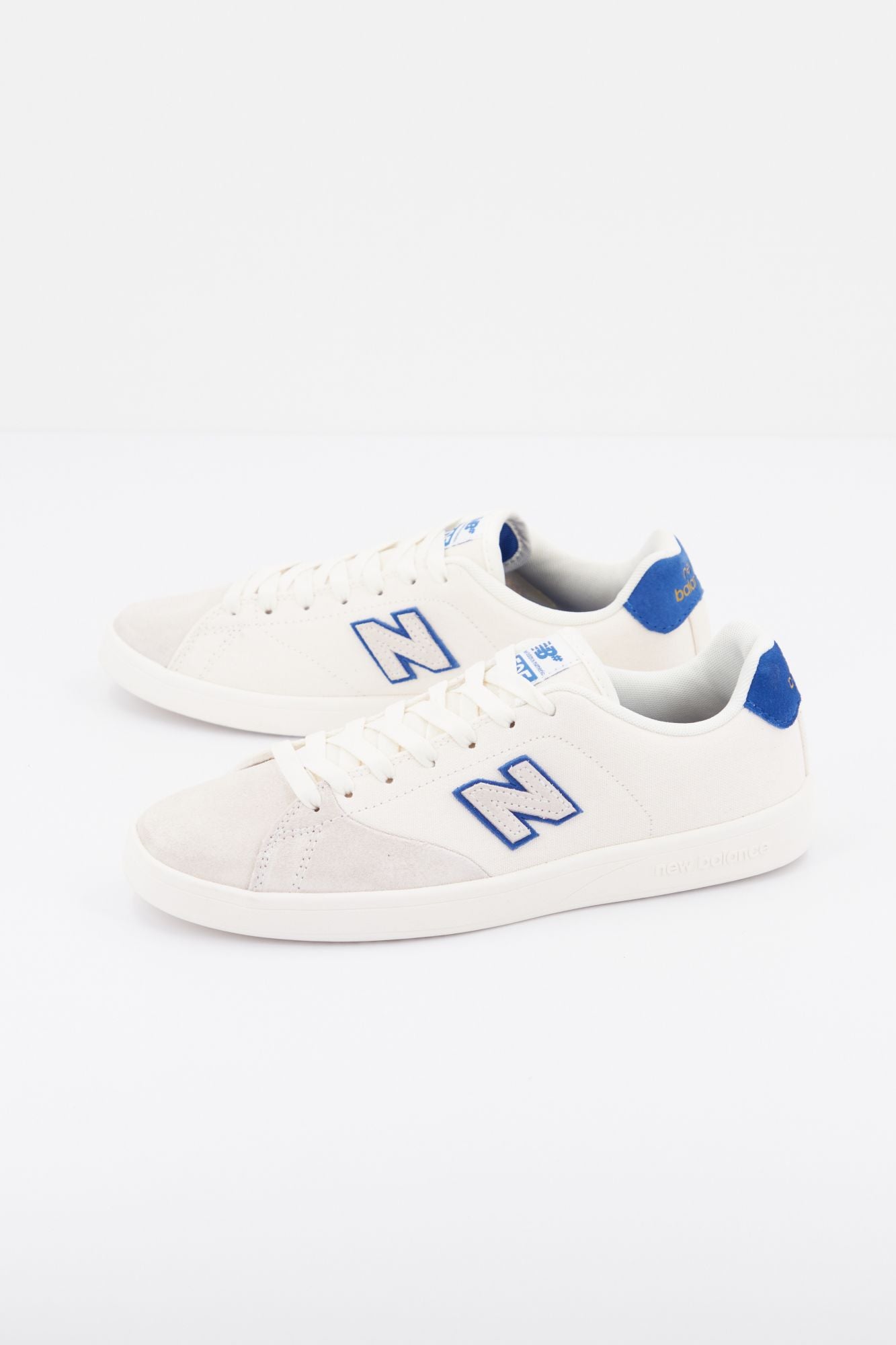 NEW BALANCE NM505 PRO en color BEIS (1)