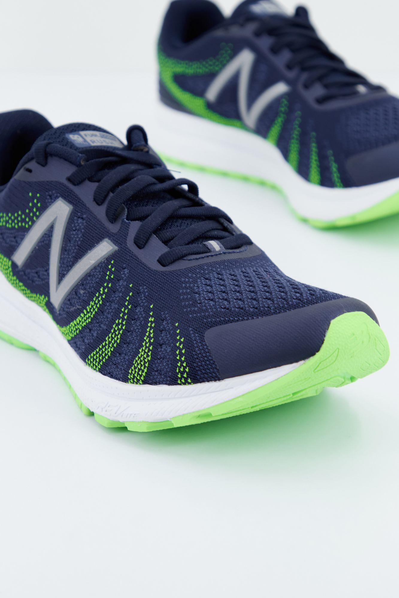 NEW BALANCE MRUSH NL3 en color AZUL (2)