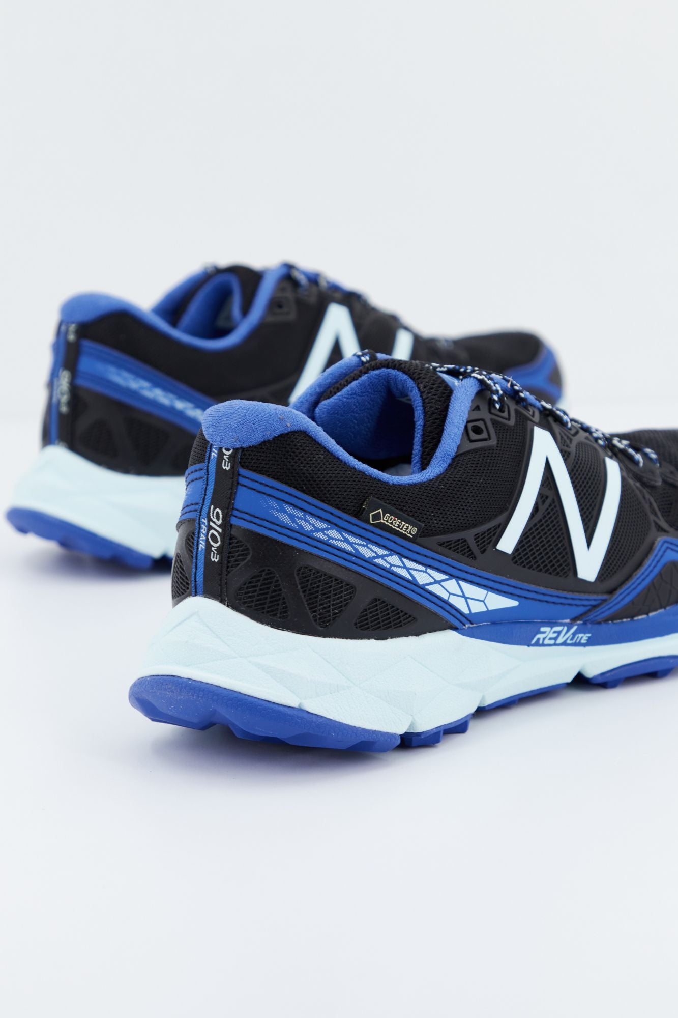 NEW BALANCE WT910 GX3 en color AZUL (3)