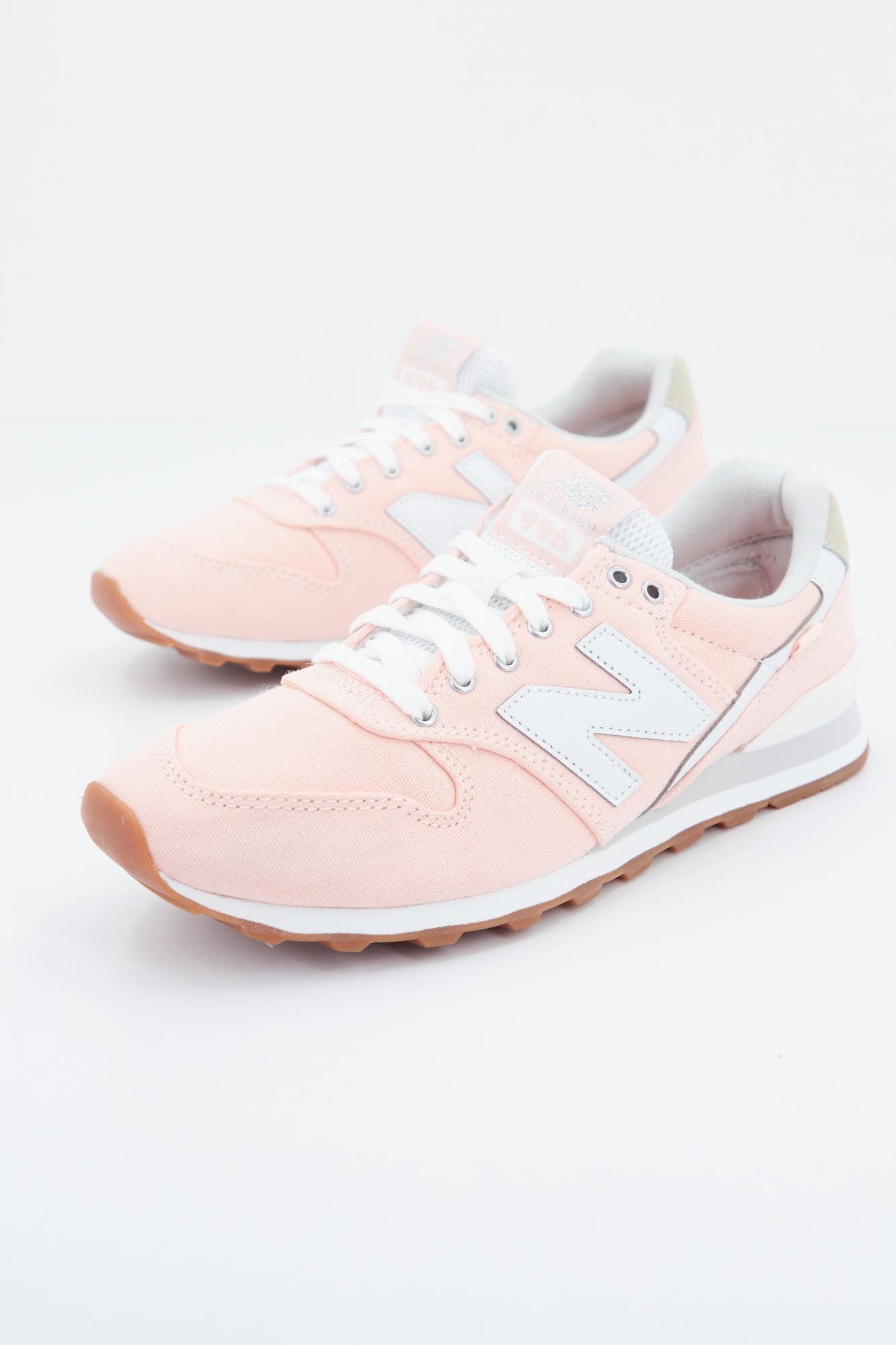 NEW BALANCE WL996 WCA en color ROSA (1)