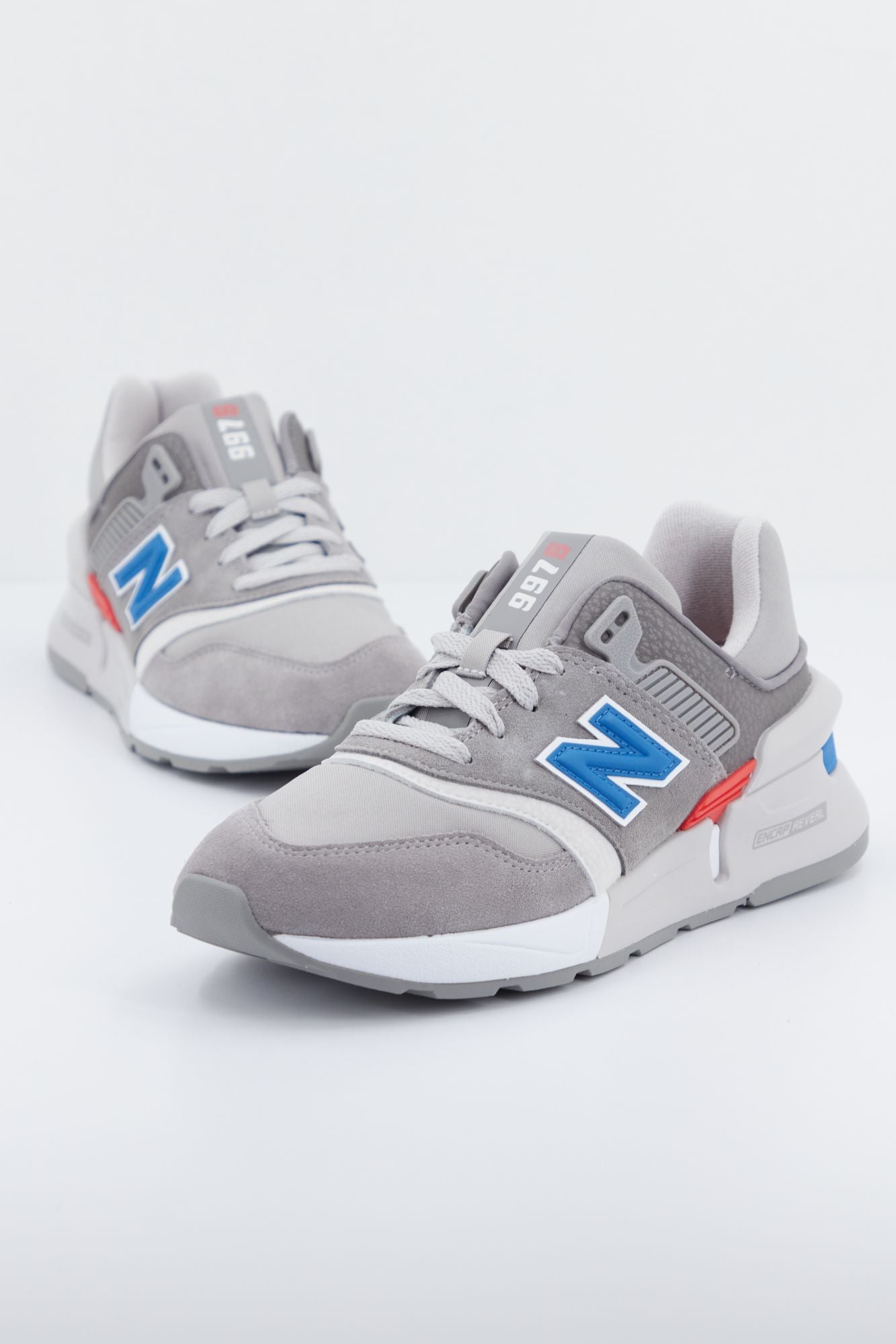 NEW BALANCE WS997 BVB en color GRIS (1)