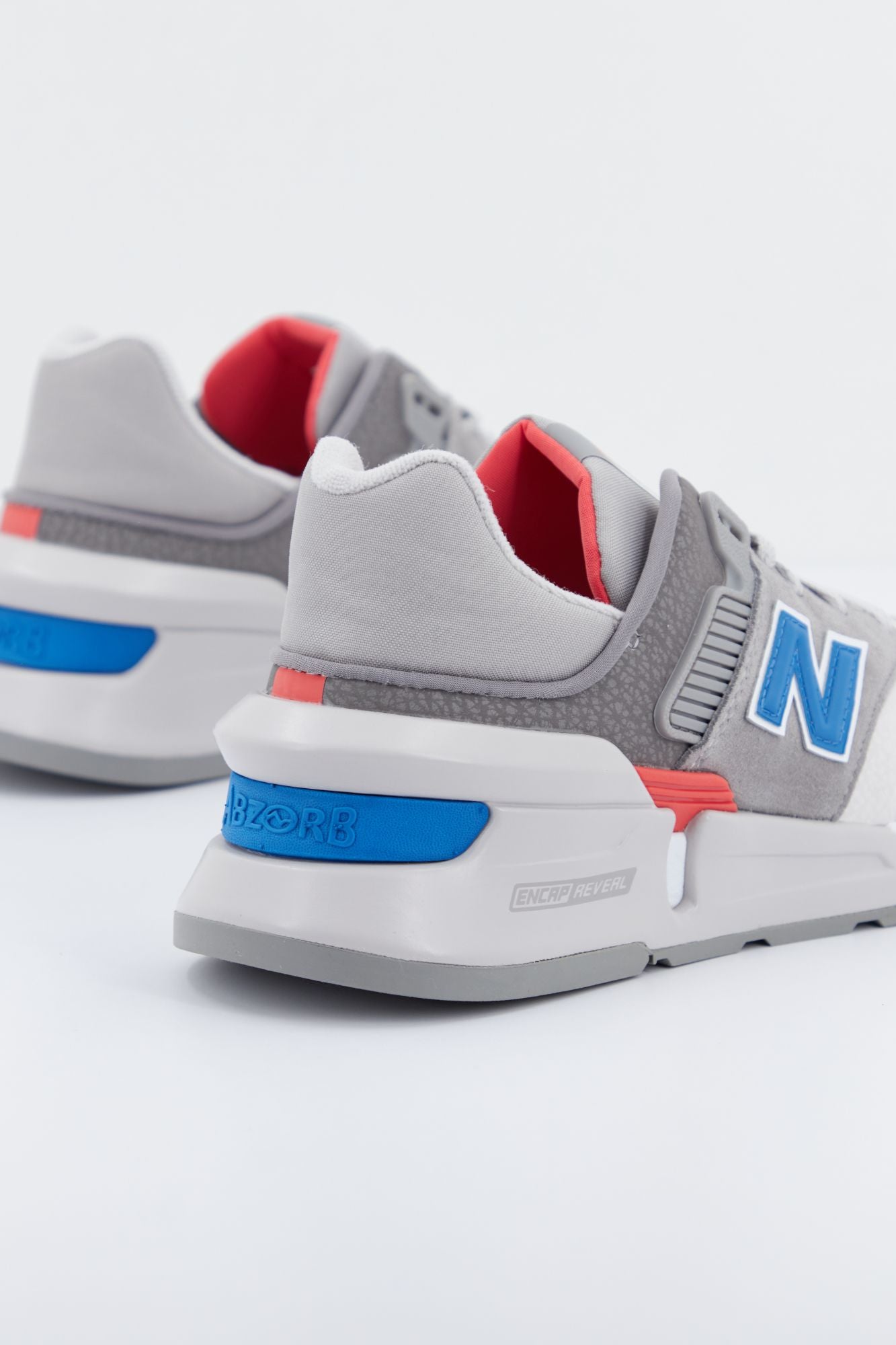 NEW BALANCE WS997 BVB en color GRIS (3)