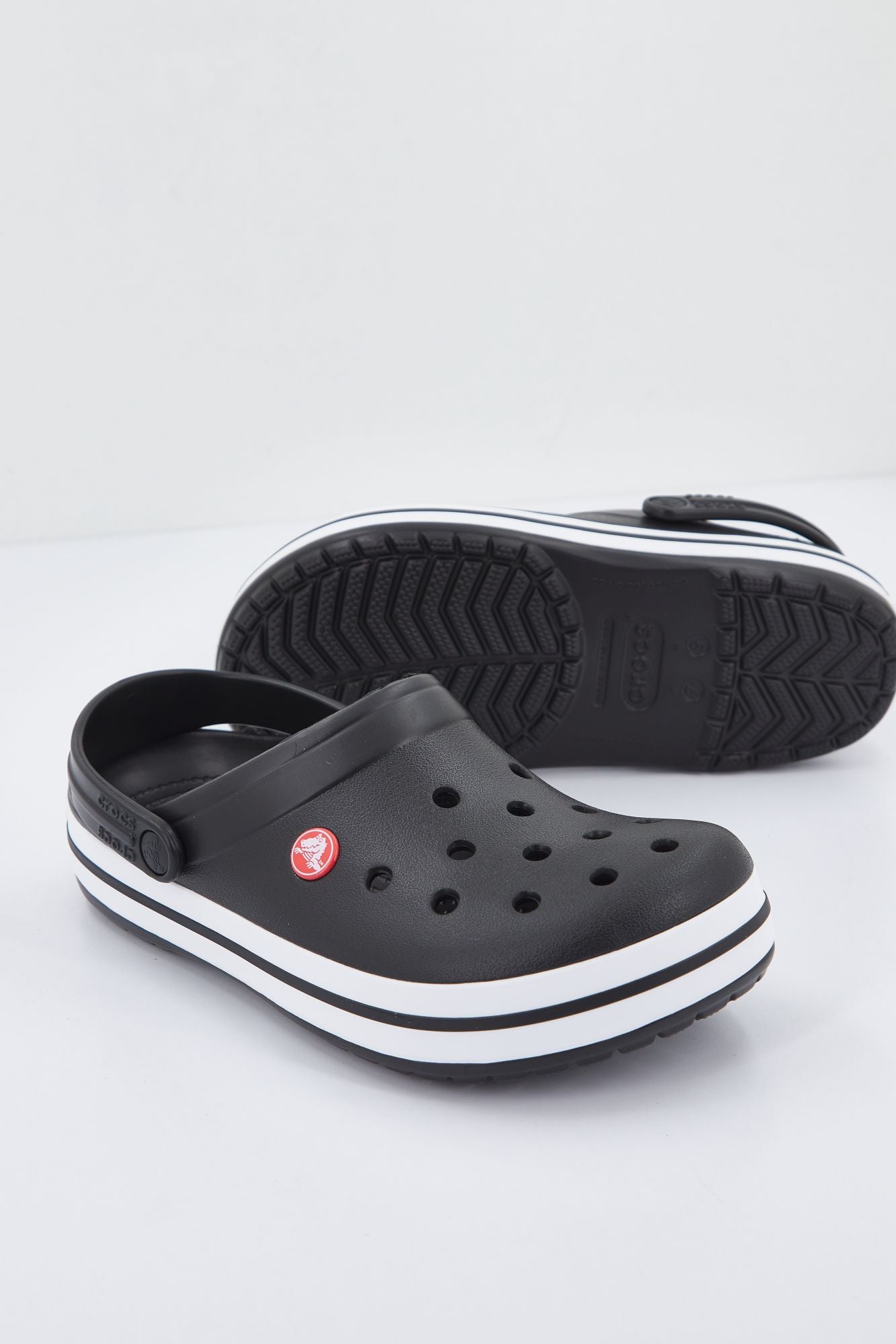 CROCS CROCBAND en color NEGRO (2)