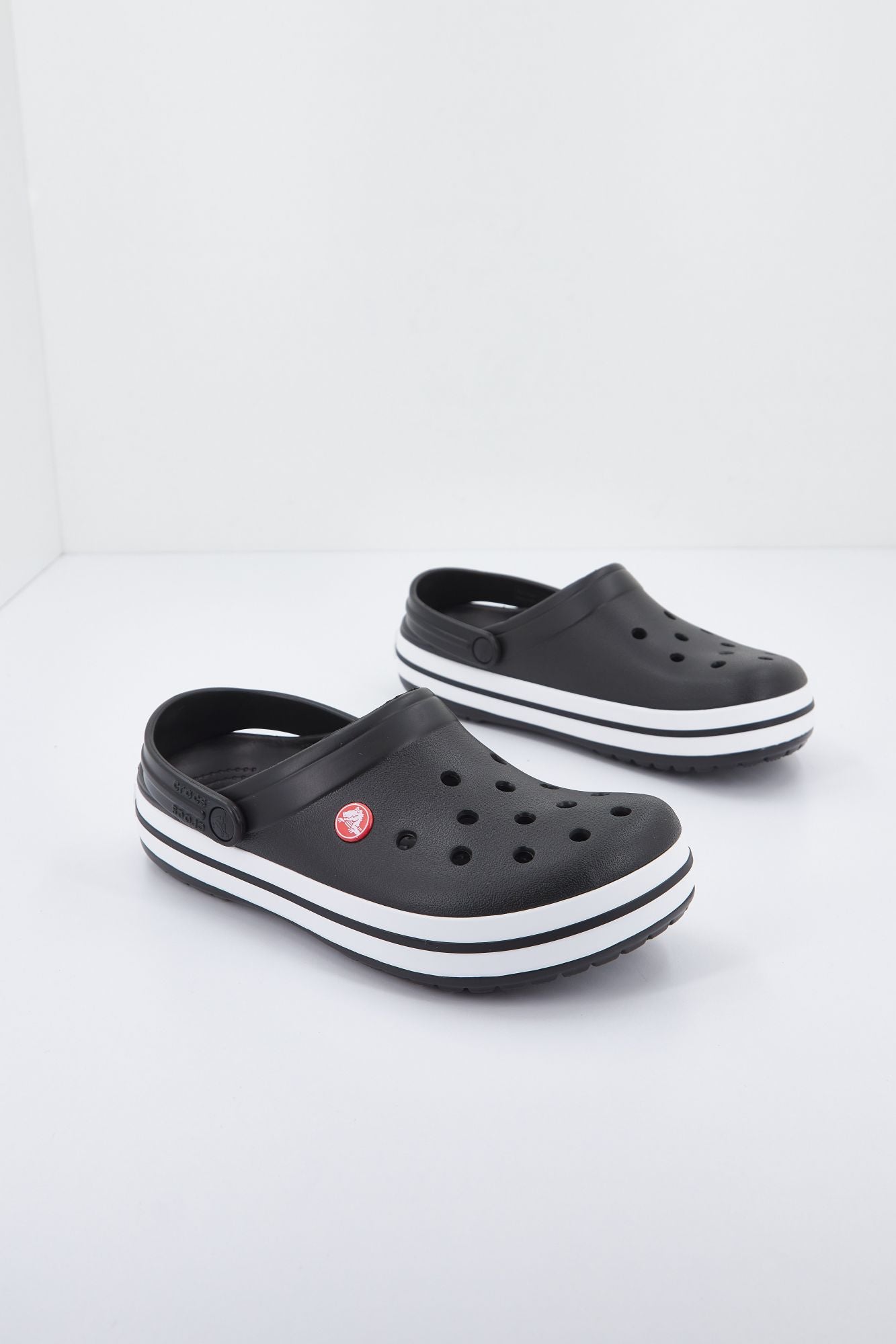 CROCS CROCBAND en color NEGRO (3)