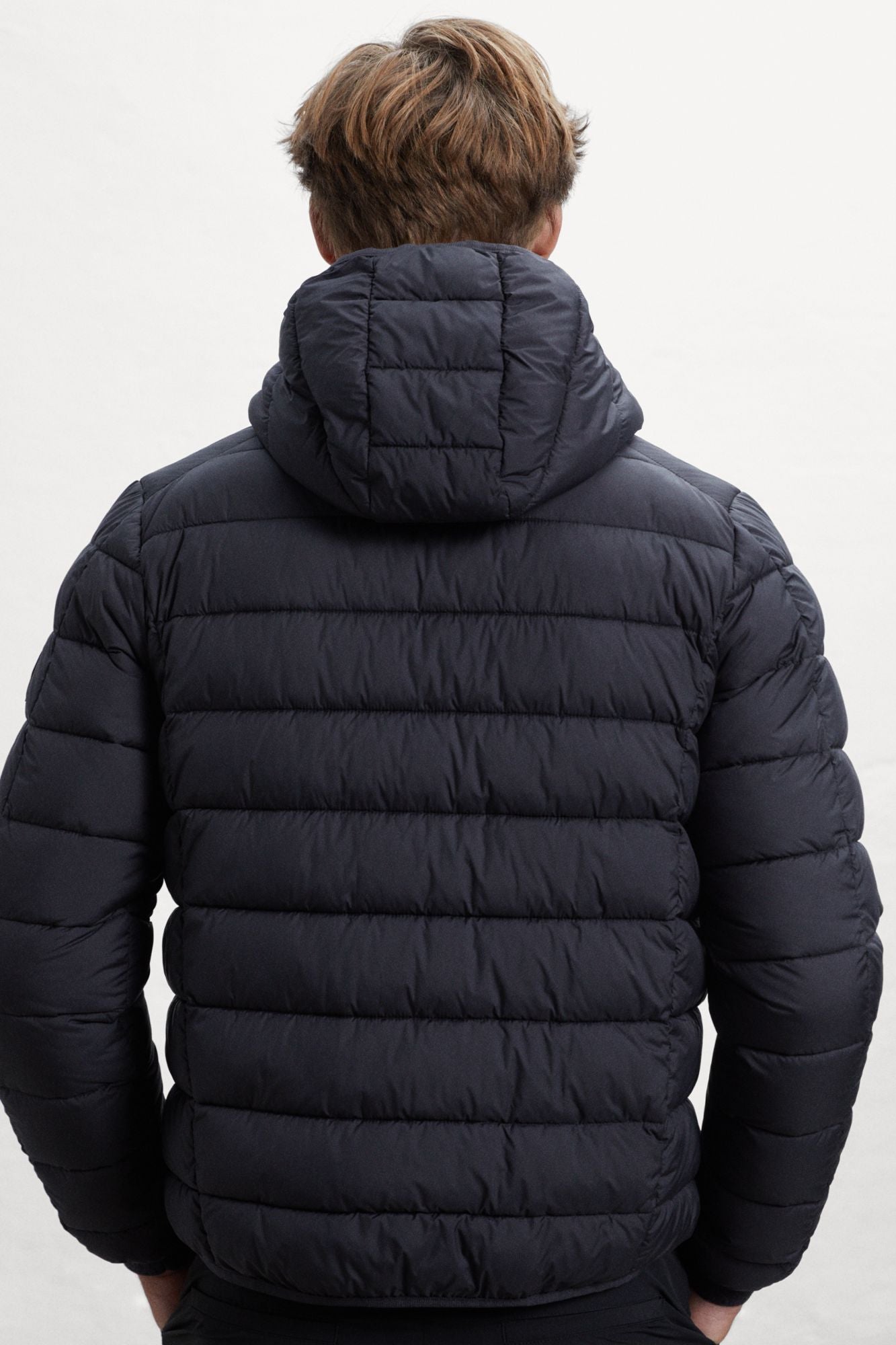 ECOALF ASPENALF en color NEGRO (4)