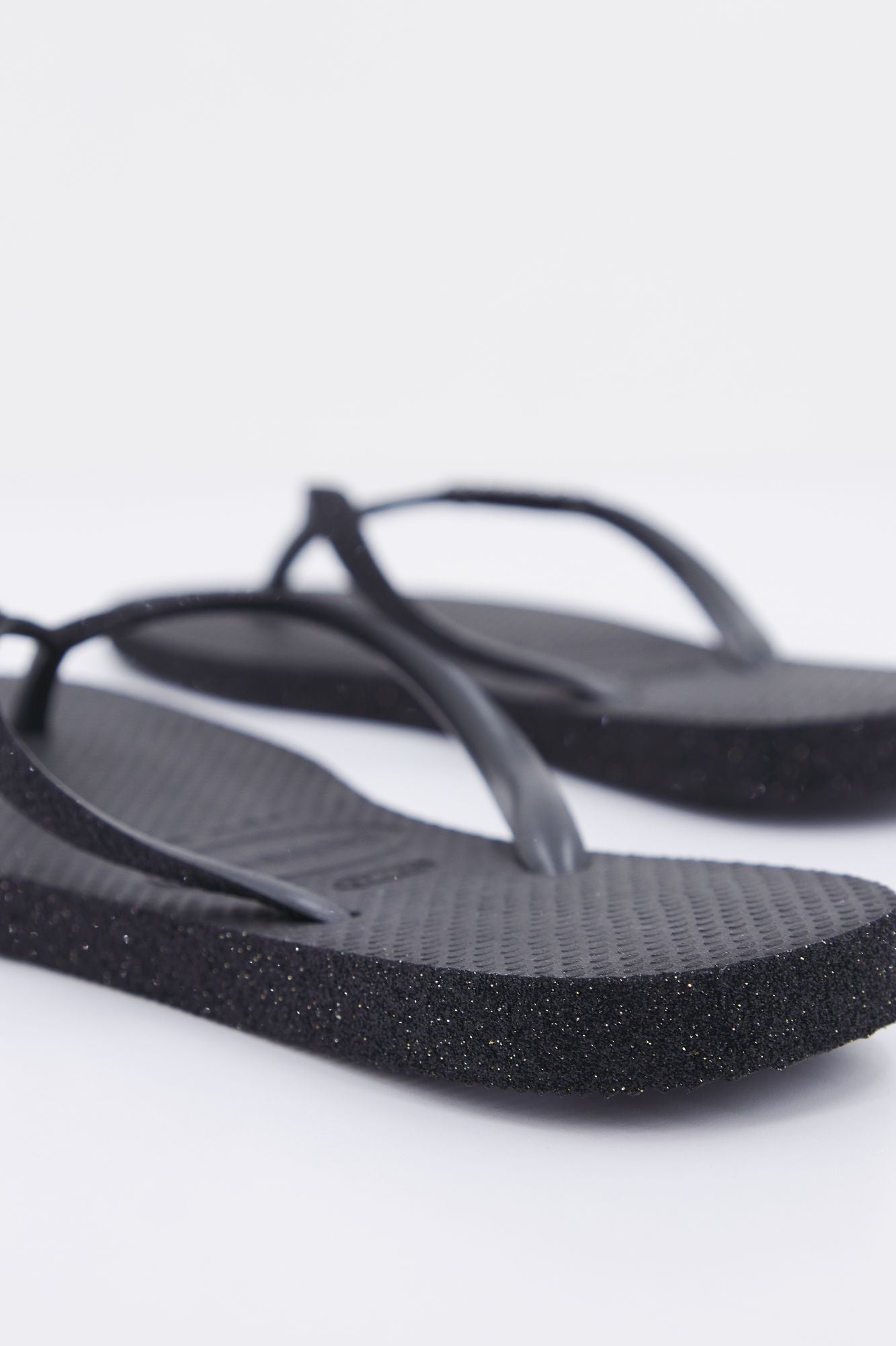 HAVAIANAS 4144734 en color NEGRO (3)