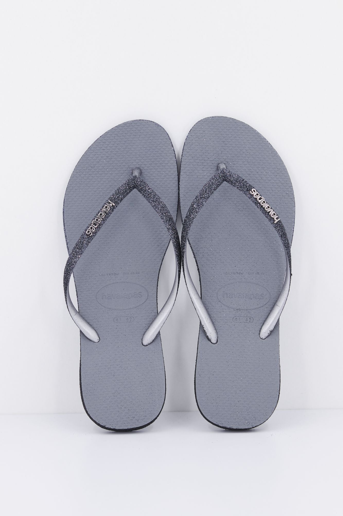HAVAIANAS 4146093 en color GRIS (1)