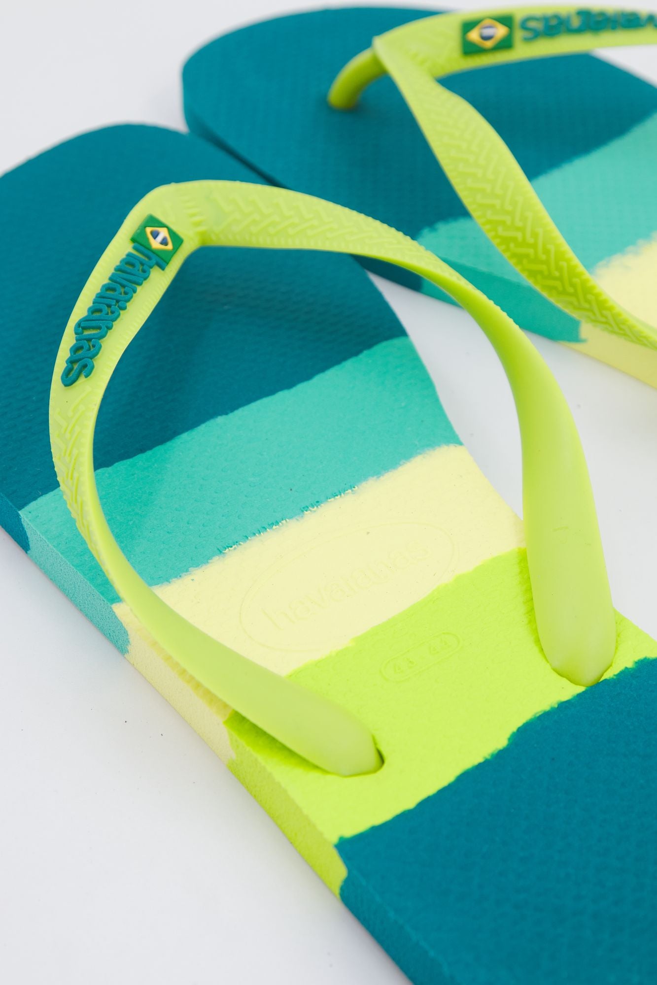 HAVAIANAS 4147239H en color VERDE (4)