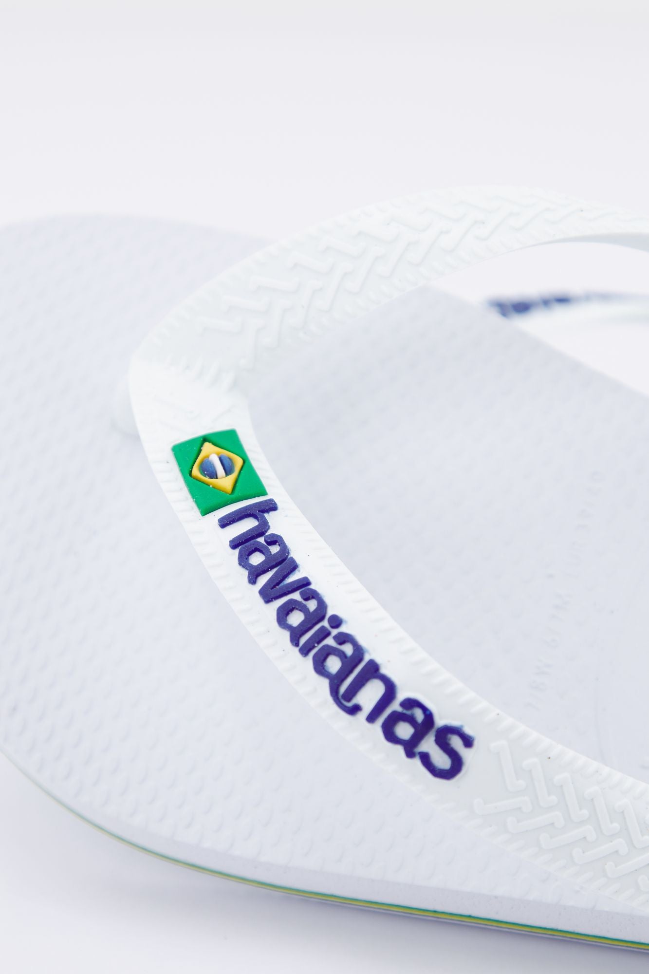 HAVAIANAS BRASIL LOGO en color BLANCO (3)