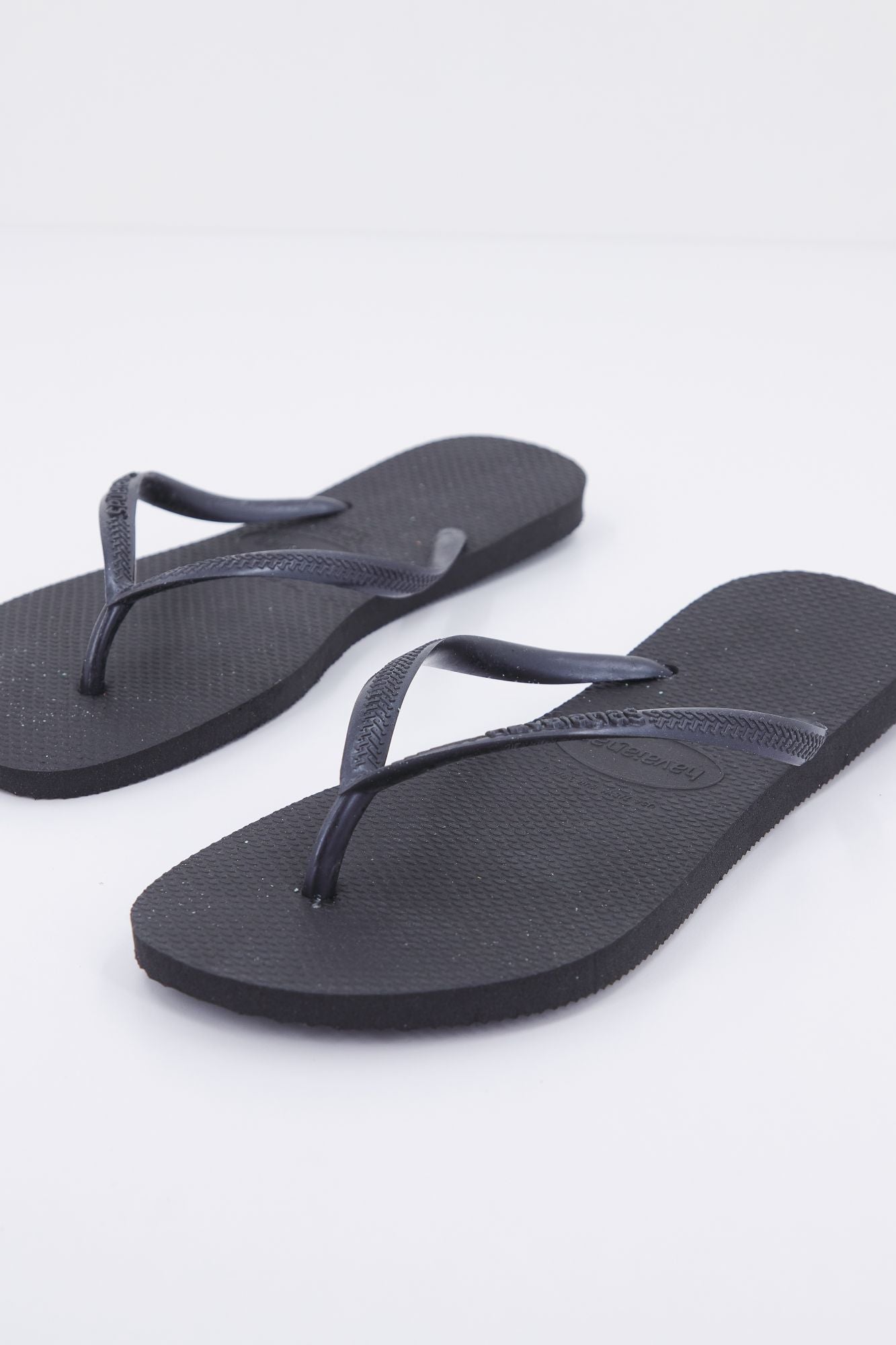 HAVAIANAS 4000030 en color NEGRO (2)