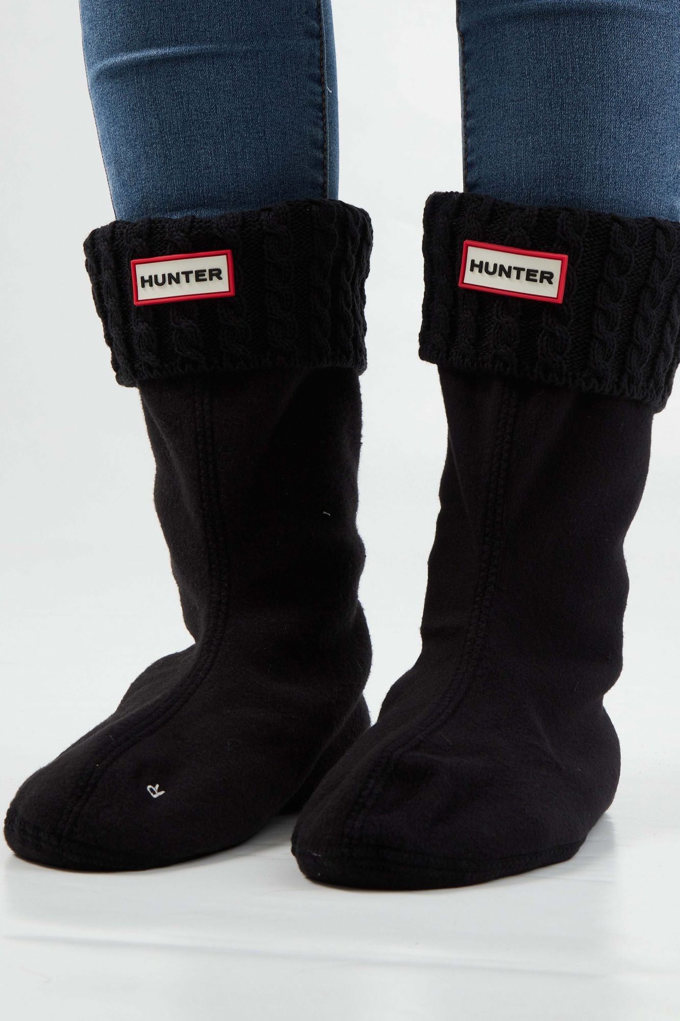 HUNTER SOCK SHORT MINI CABLE SS en color NEGRO (2)