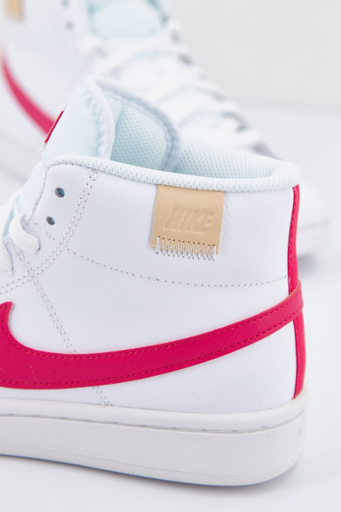 NIKE COURT ROYALE 2 MID en color BLANCO (4)
