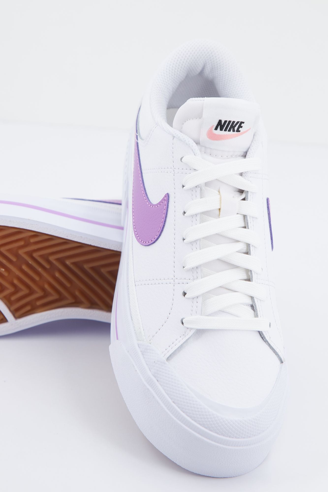 NIKE COURT LEGACY LIFT en color BLANCO (2)