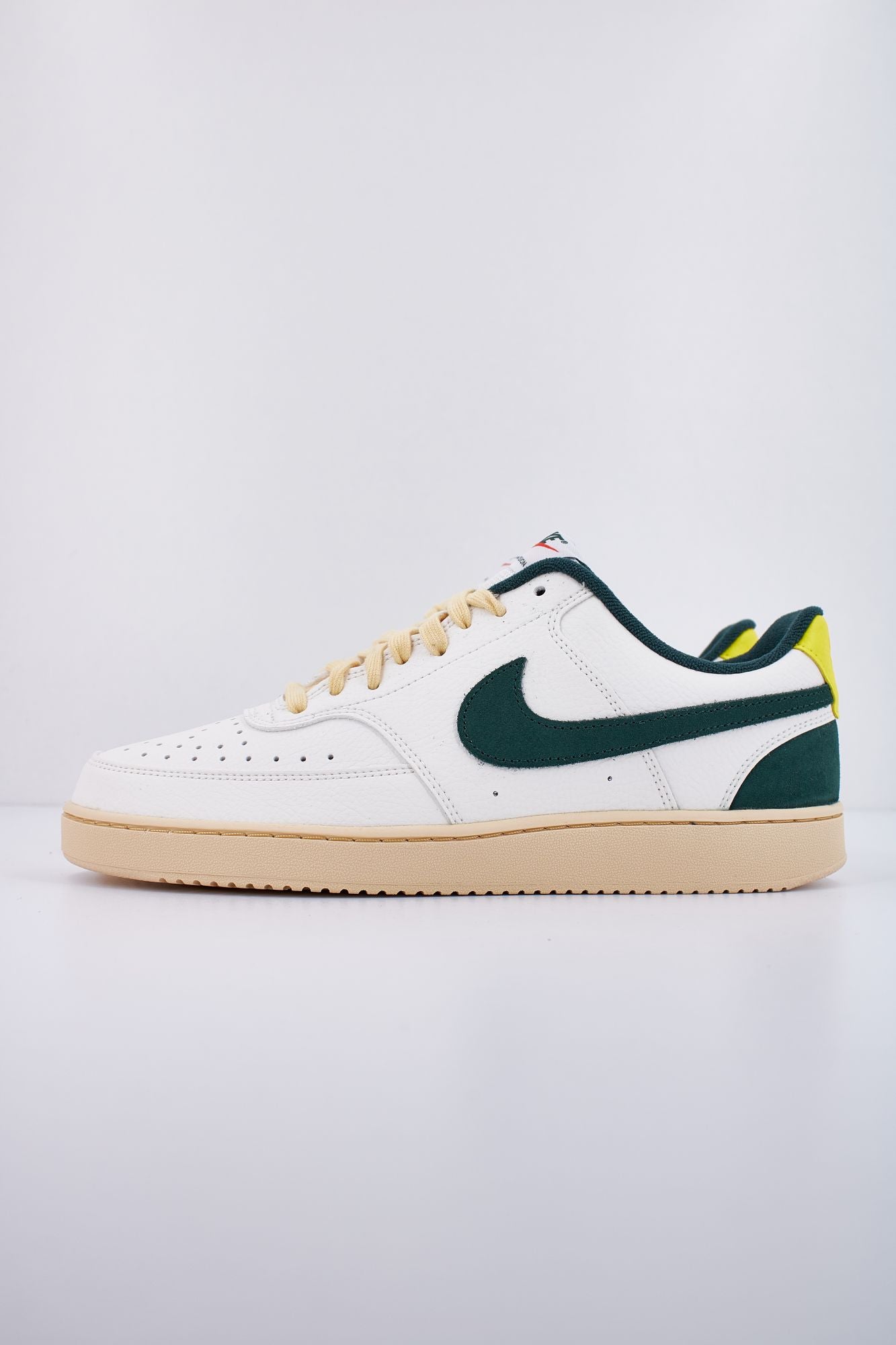 NIKE NIKE COURT VISION en color VERDE (1)