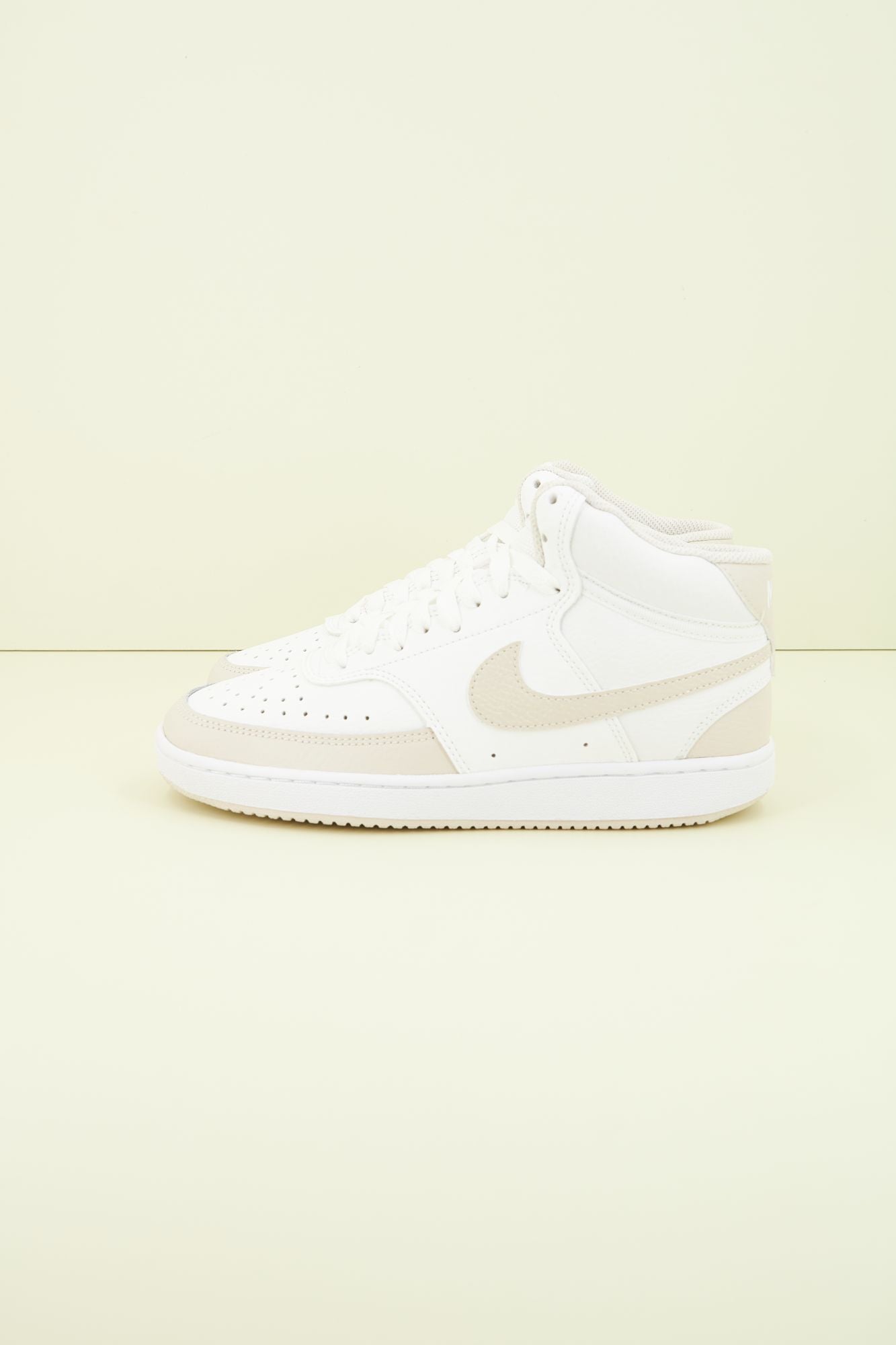 NIKE COURT VISION MID en color MARRON (1)