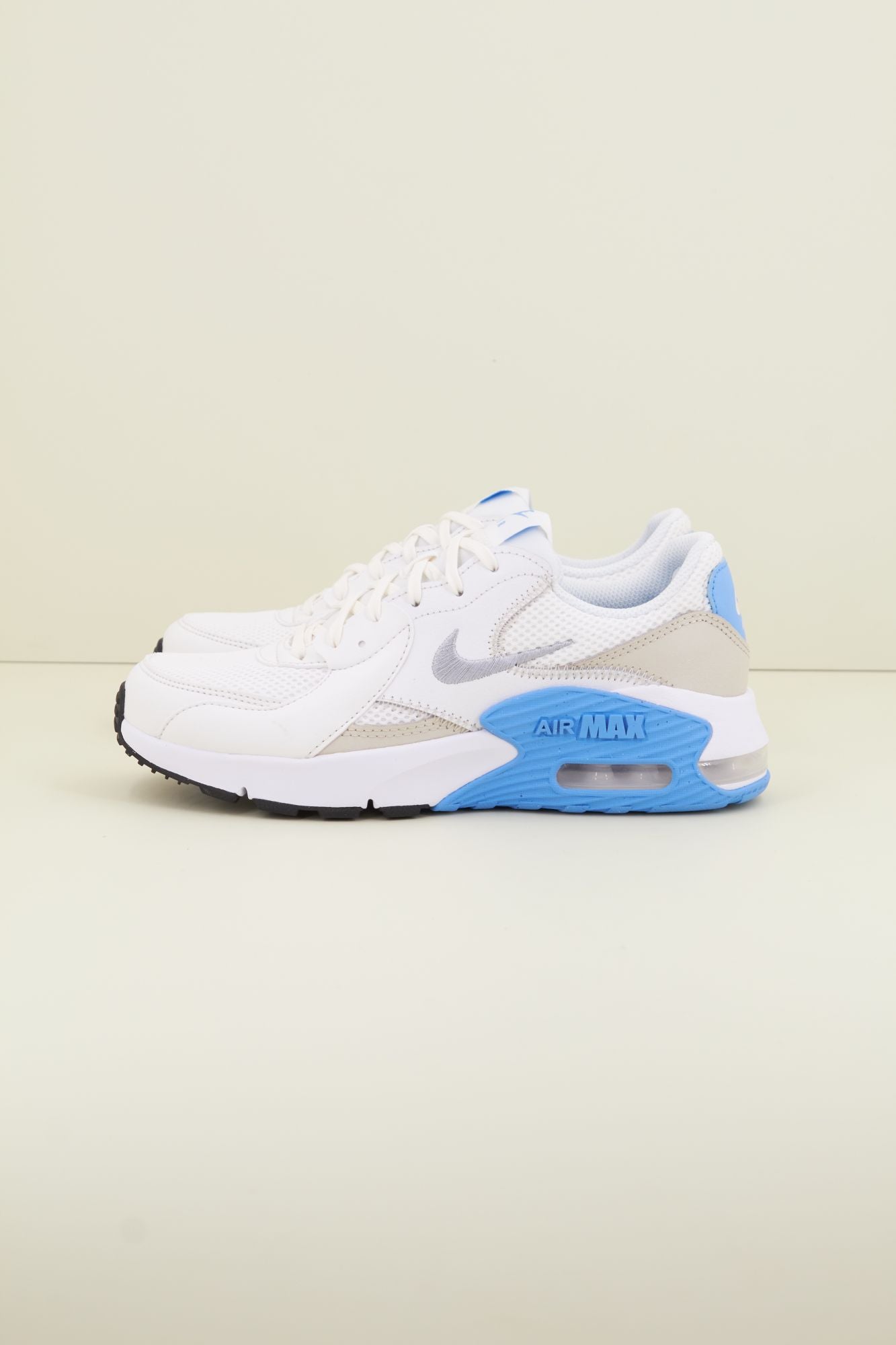 NIKE EXCEEE en color BLANCO (1)
