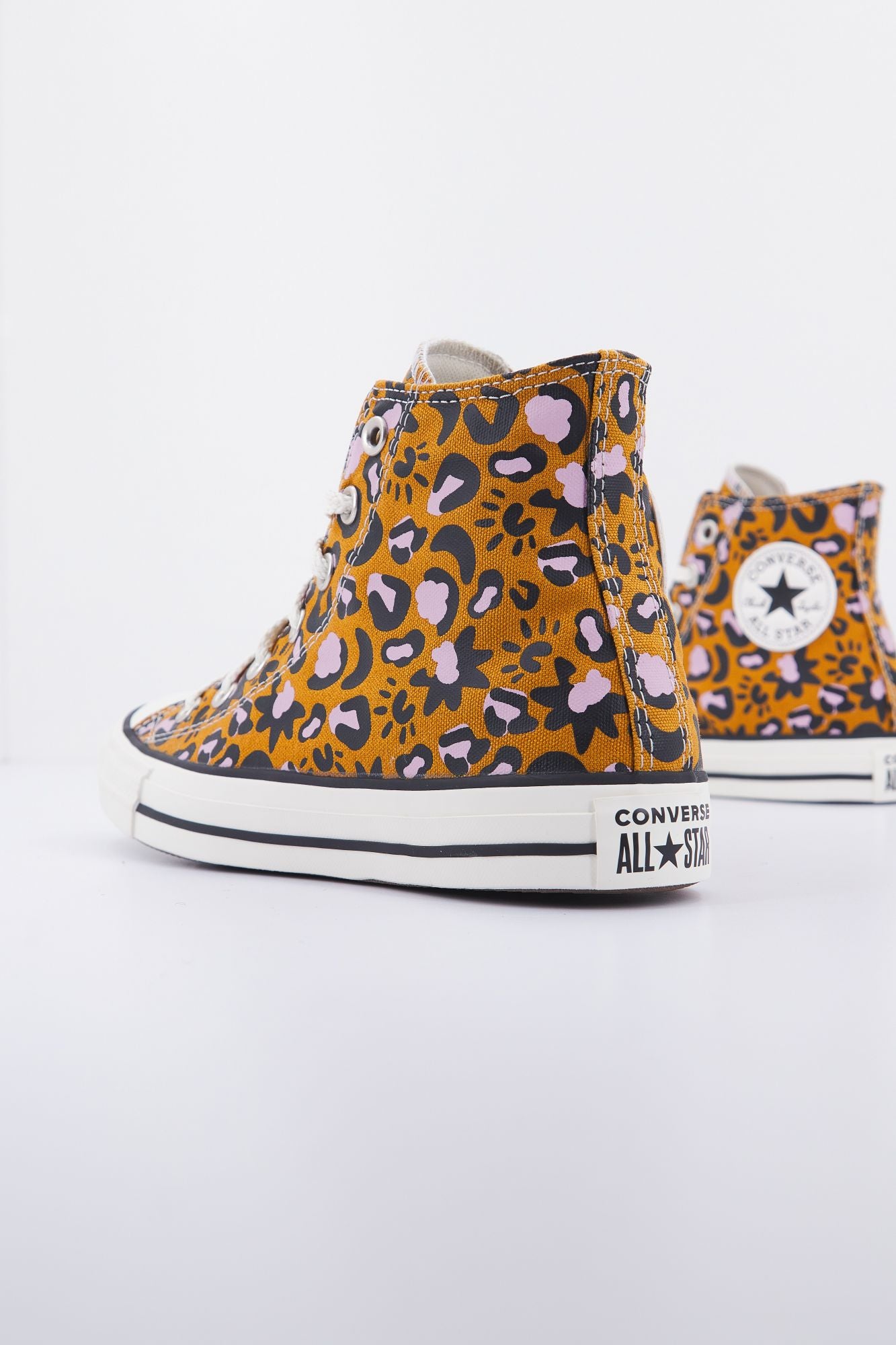 CONVERSE CTAS HI en color ANIMAL PRINT (3)