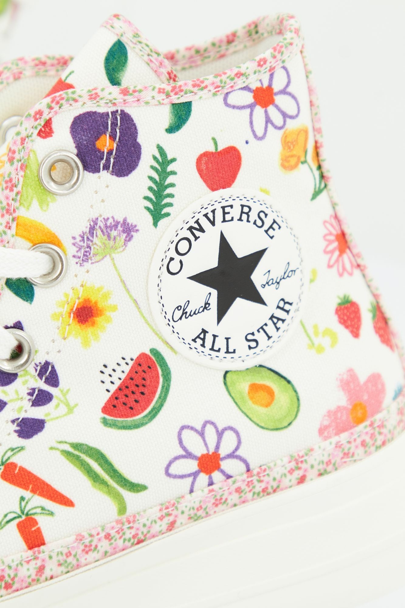 CONVERSE CHUCK TAYLOR ALL STAR LIFT HI en color BLANCO (4)