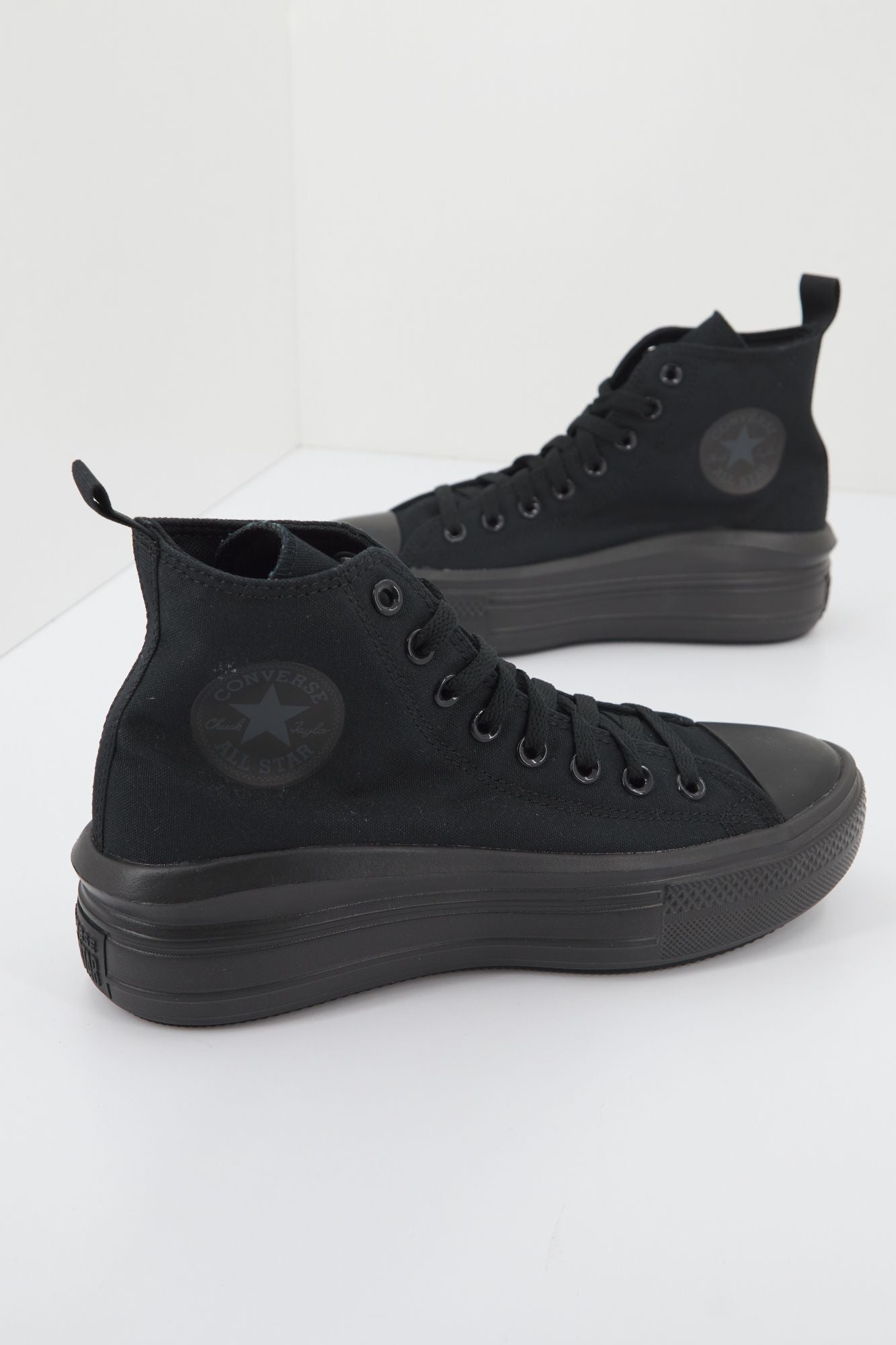 CONVERSE CHUCK TAYLOR ALL STAR MOVE HI en color NEGRO (1)