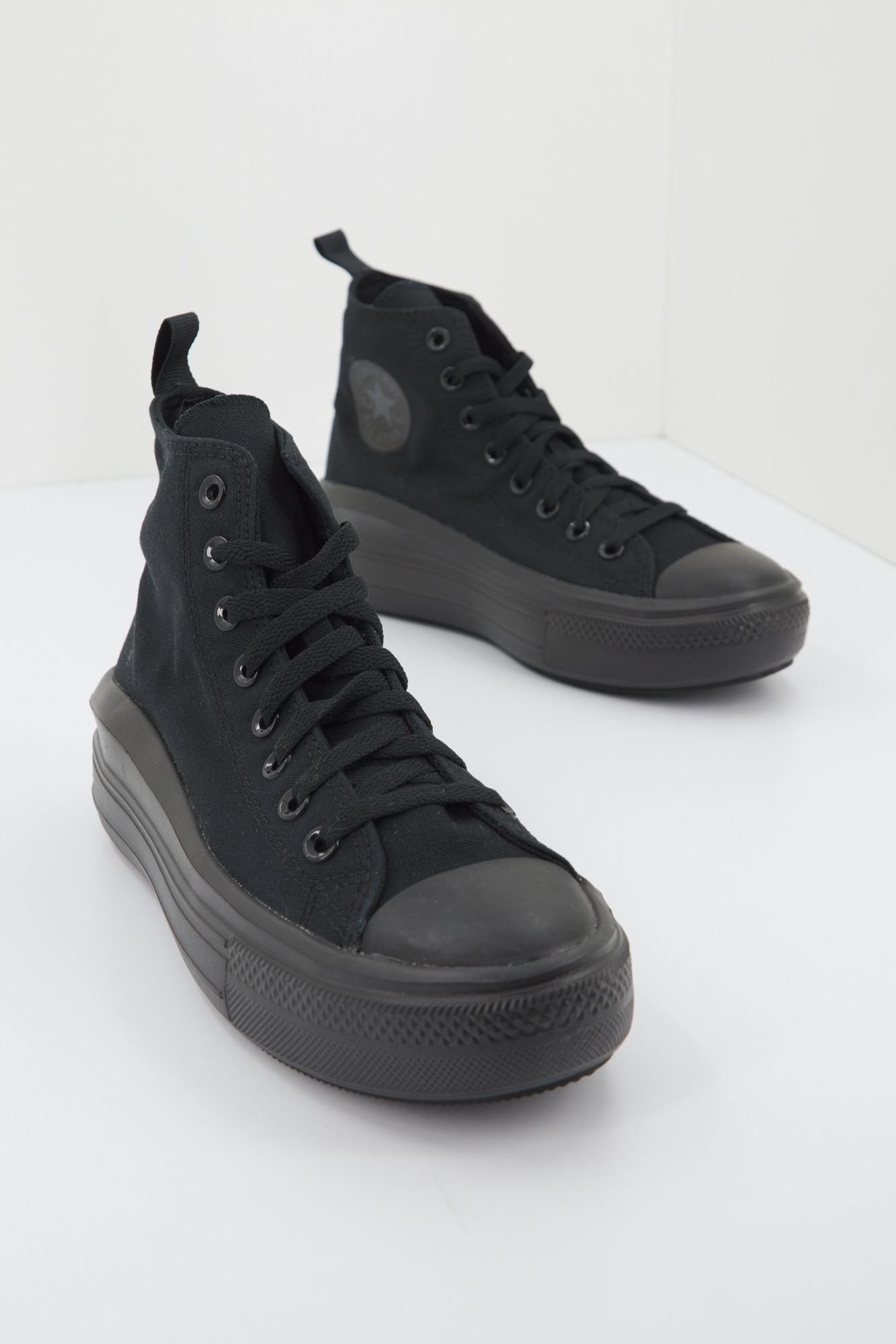 CONVERSE CHUCK TAYLOR ALL STAR MOVE HI en color NEGRO (2)