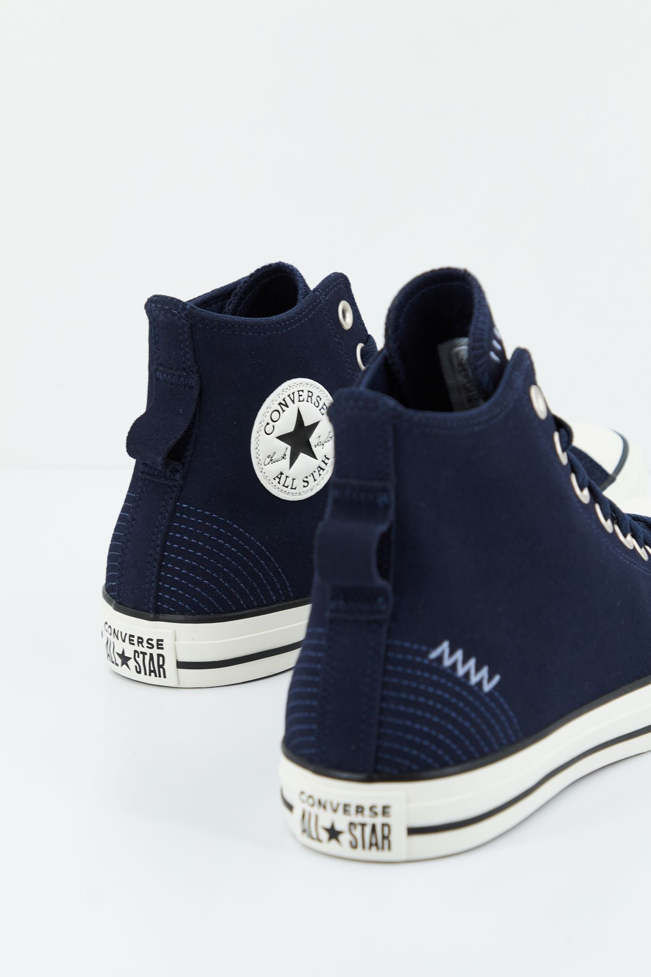 CONVERSE CHUCK TAYLOR ALL STAR HI en color AZUL (3)