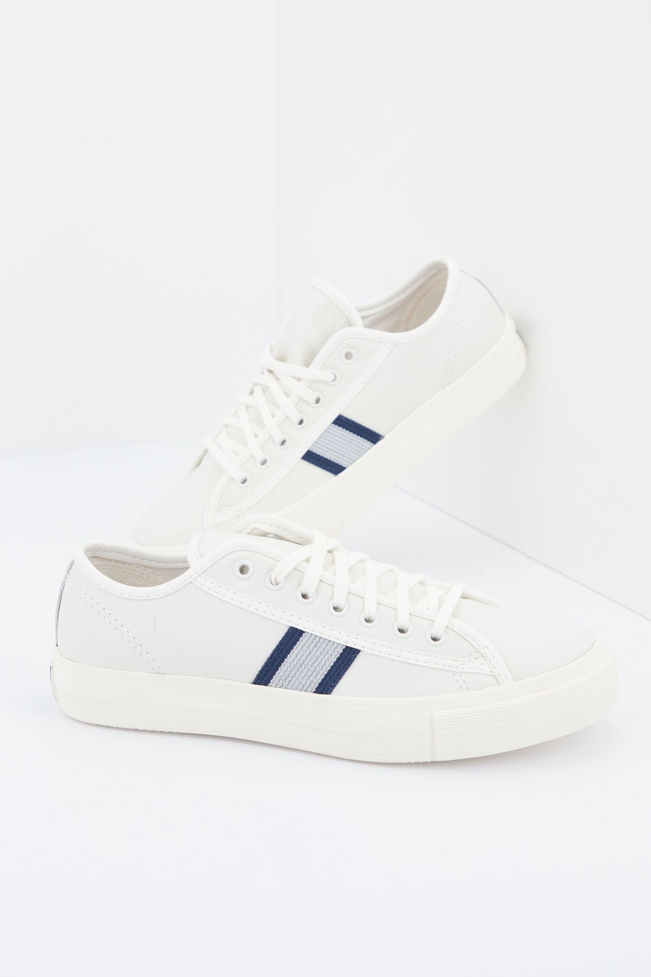 CONVERSE PLAYER LT OX en color BLANCO (4)
