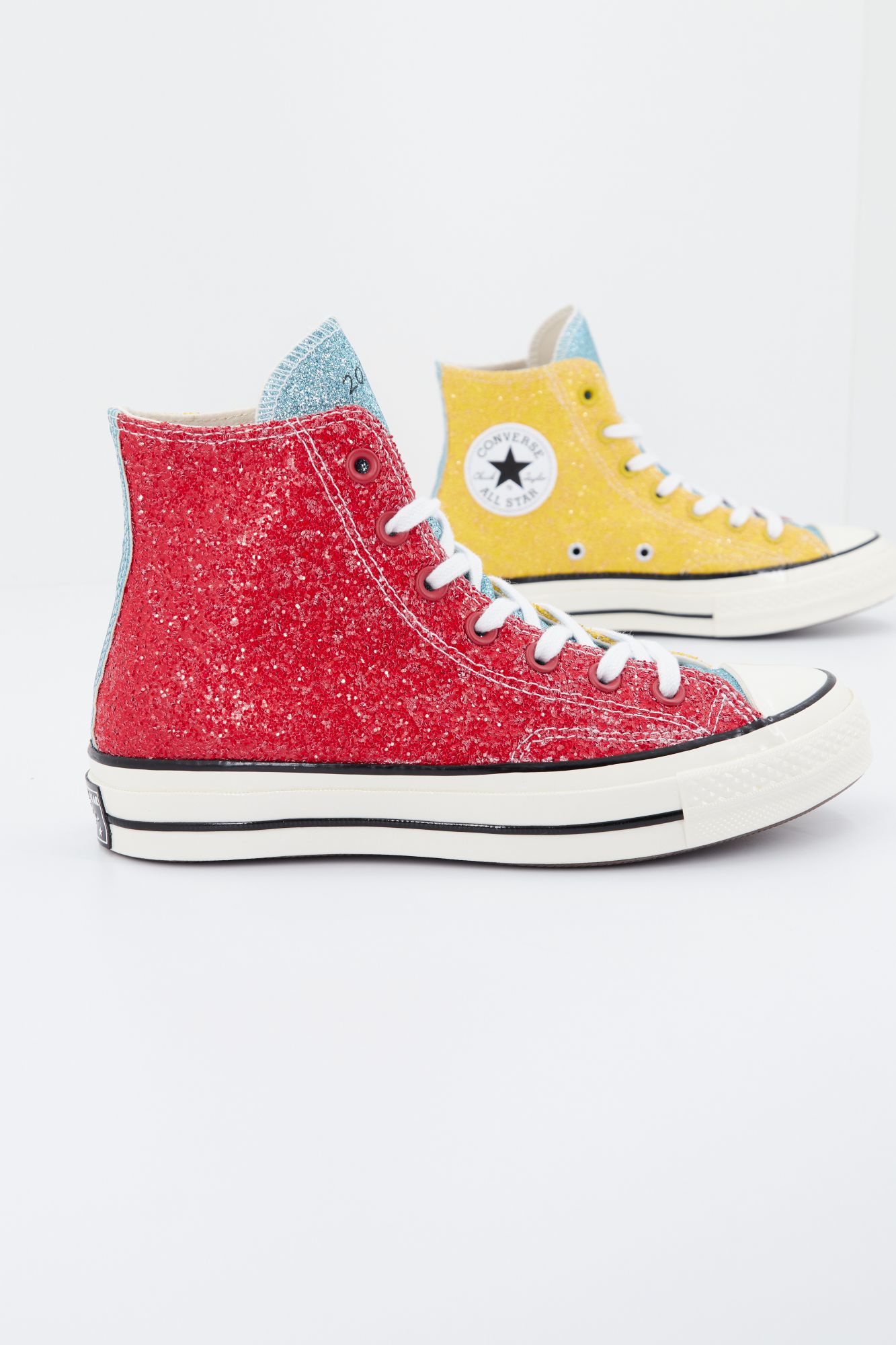 CONVERSE CHUCK 70 HI en color ROJO (1)