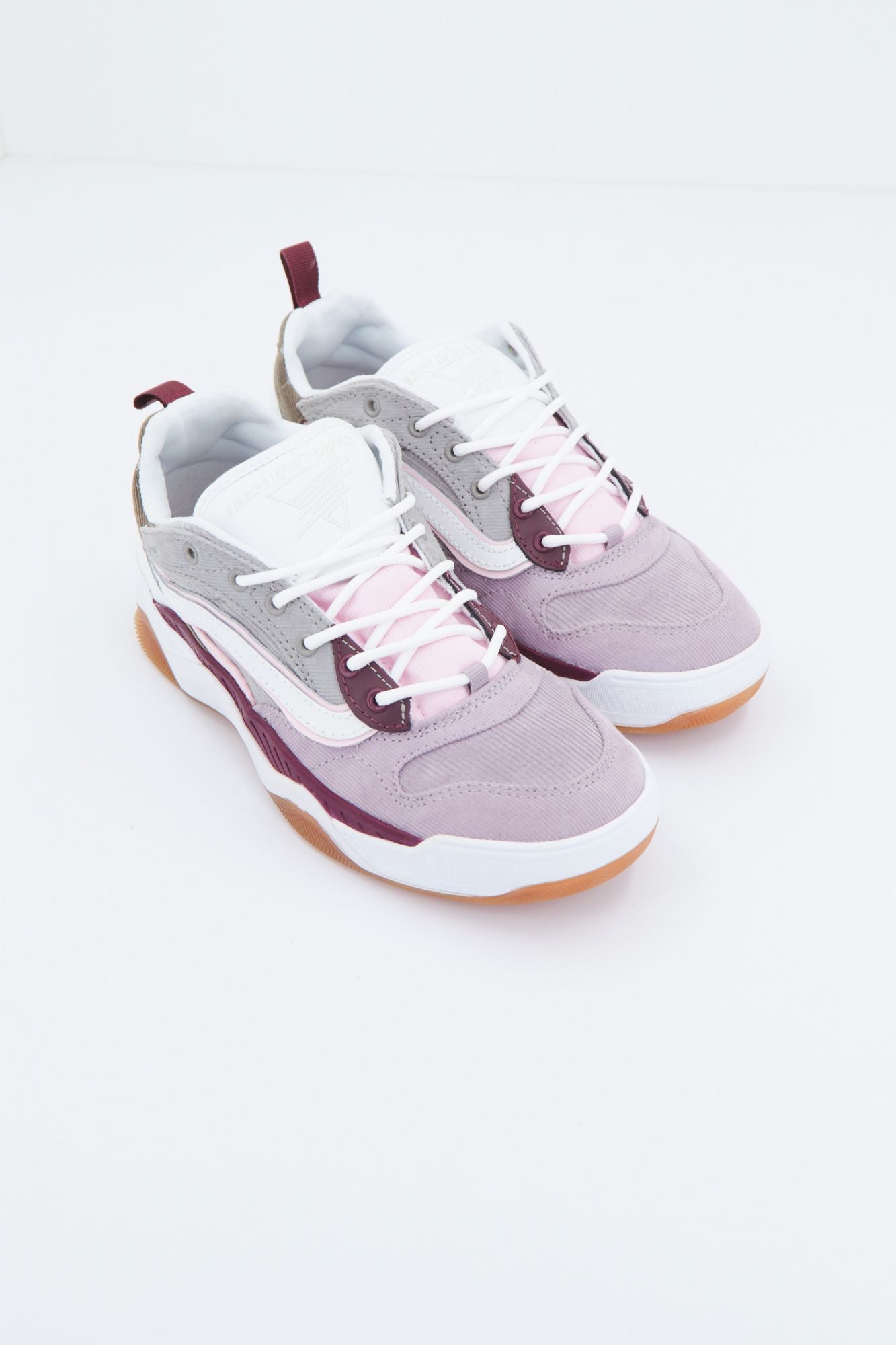 VANS UA BRUX WC (CORD) en color VIOLETA (2)