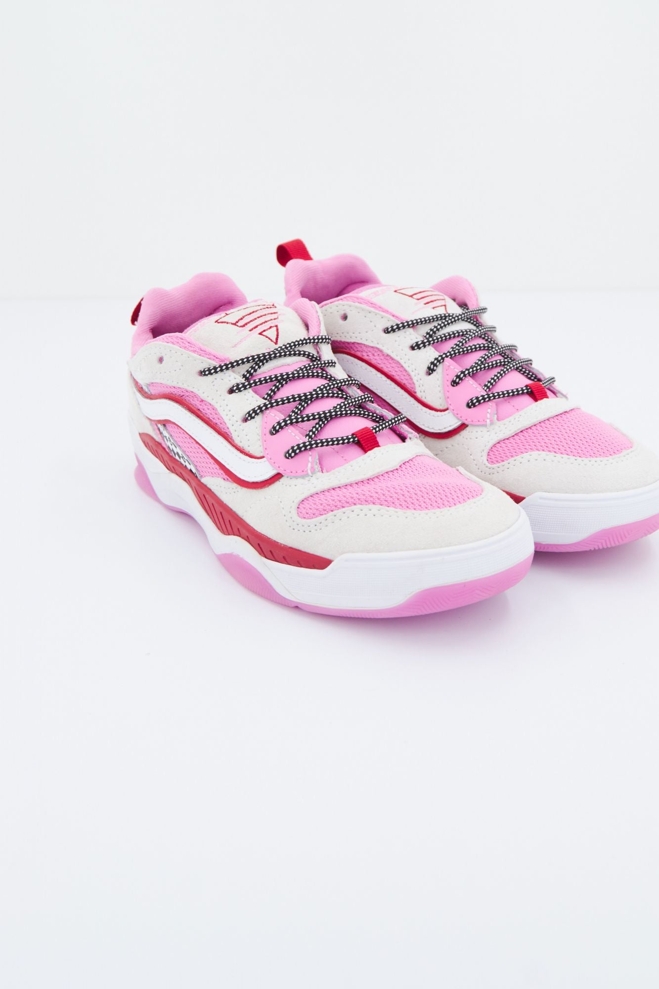 VANS UA BRUX WC en color ROSA (1)