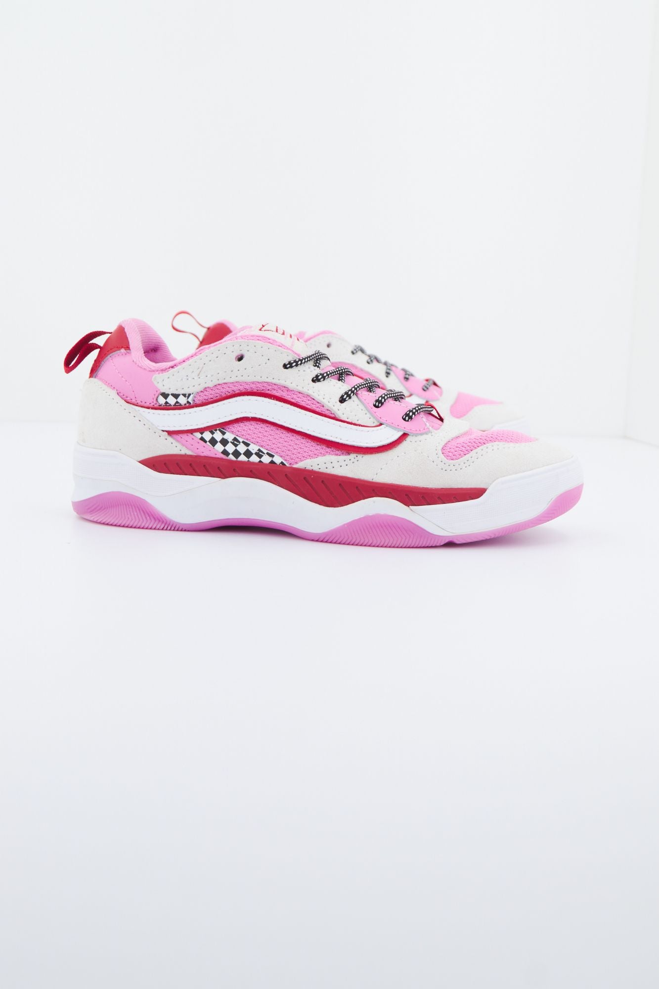 VANS UA BRUX WC en color ROSA (2)